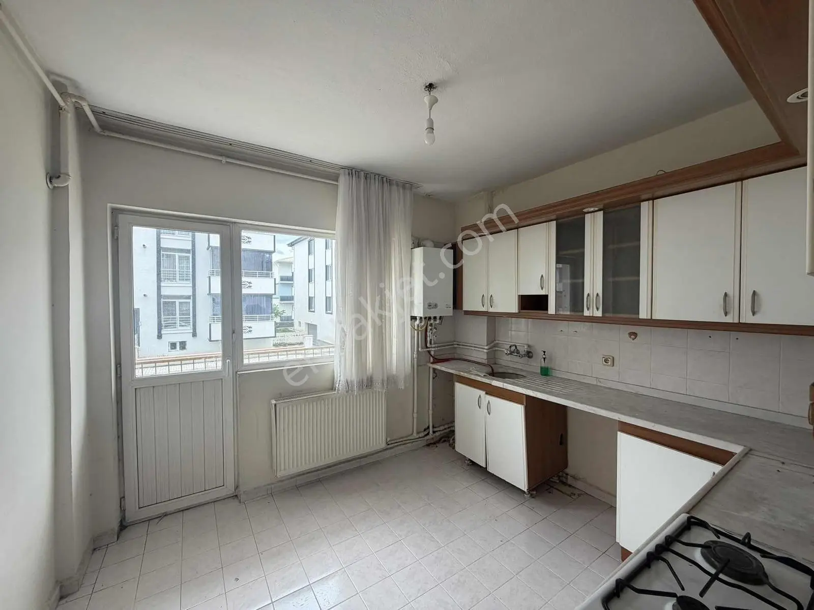 Remax Dem'den Ergenekon Mahallesinde 3+1 Satılık Daire - Görsel 4