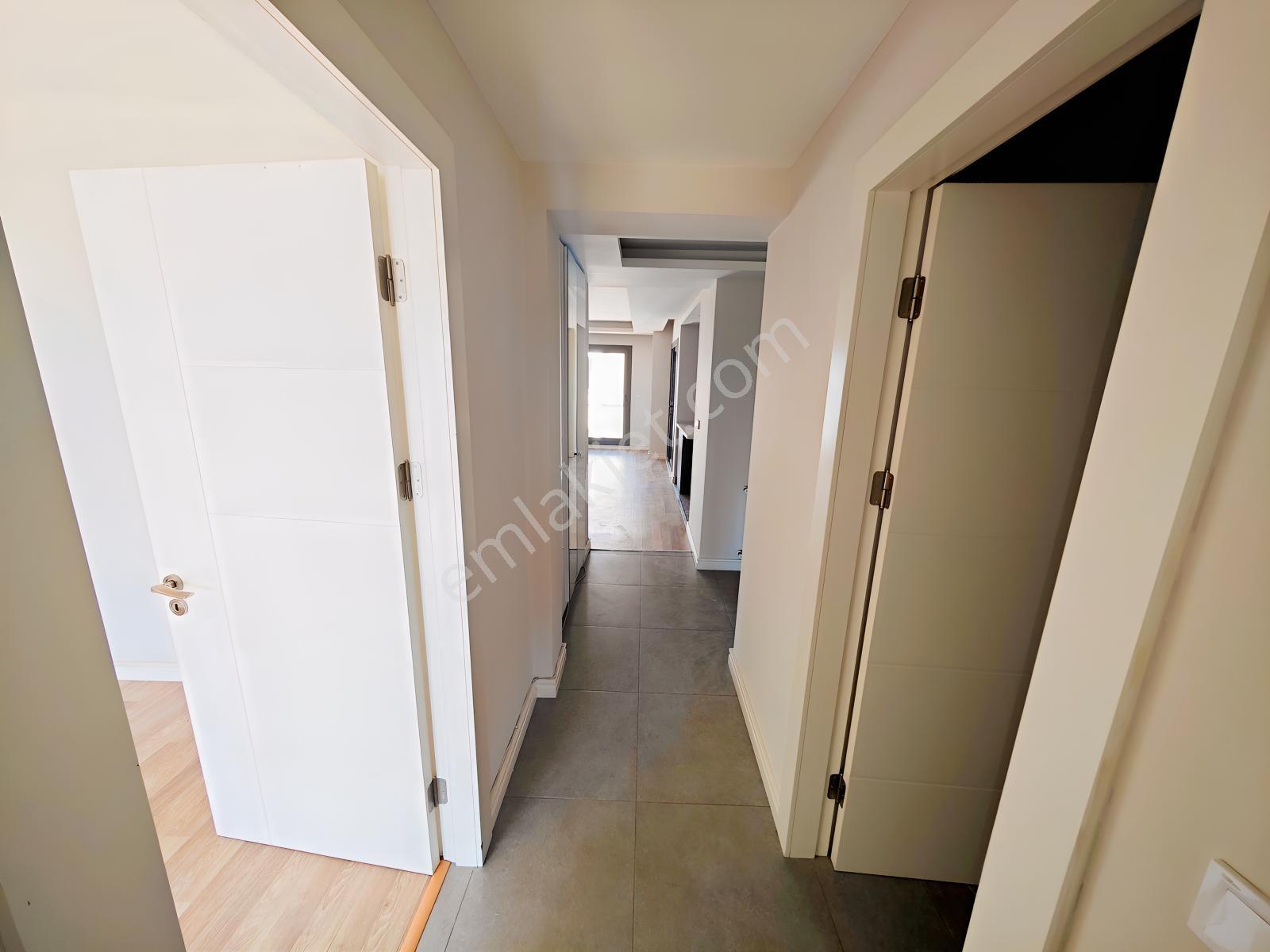 Menderes Görece'de Site İçersinde Havuzlu 2+1 Satılık Daire - Görsel 27