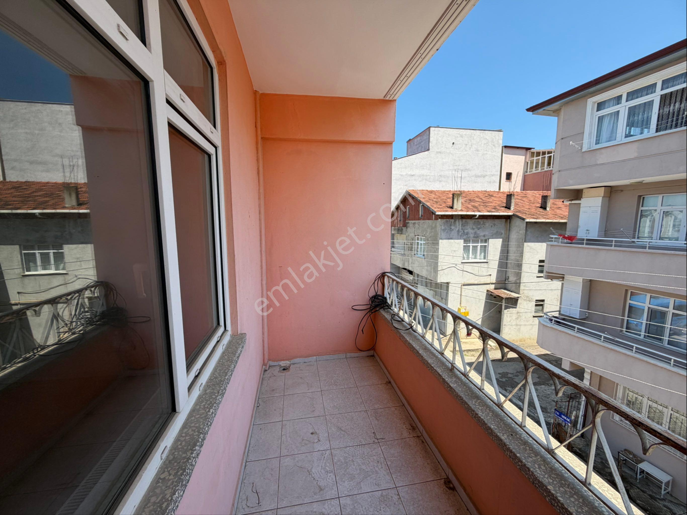İlkadım Kıran Mahallesinde Kiralık 3+1 Daire - Görsel 14