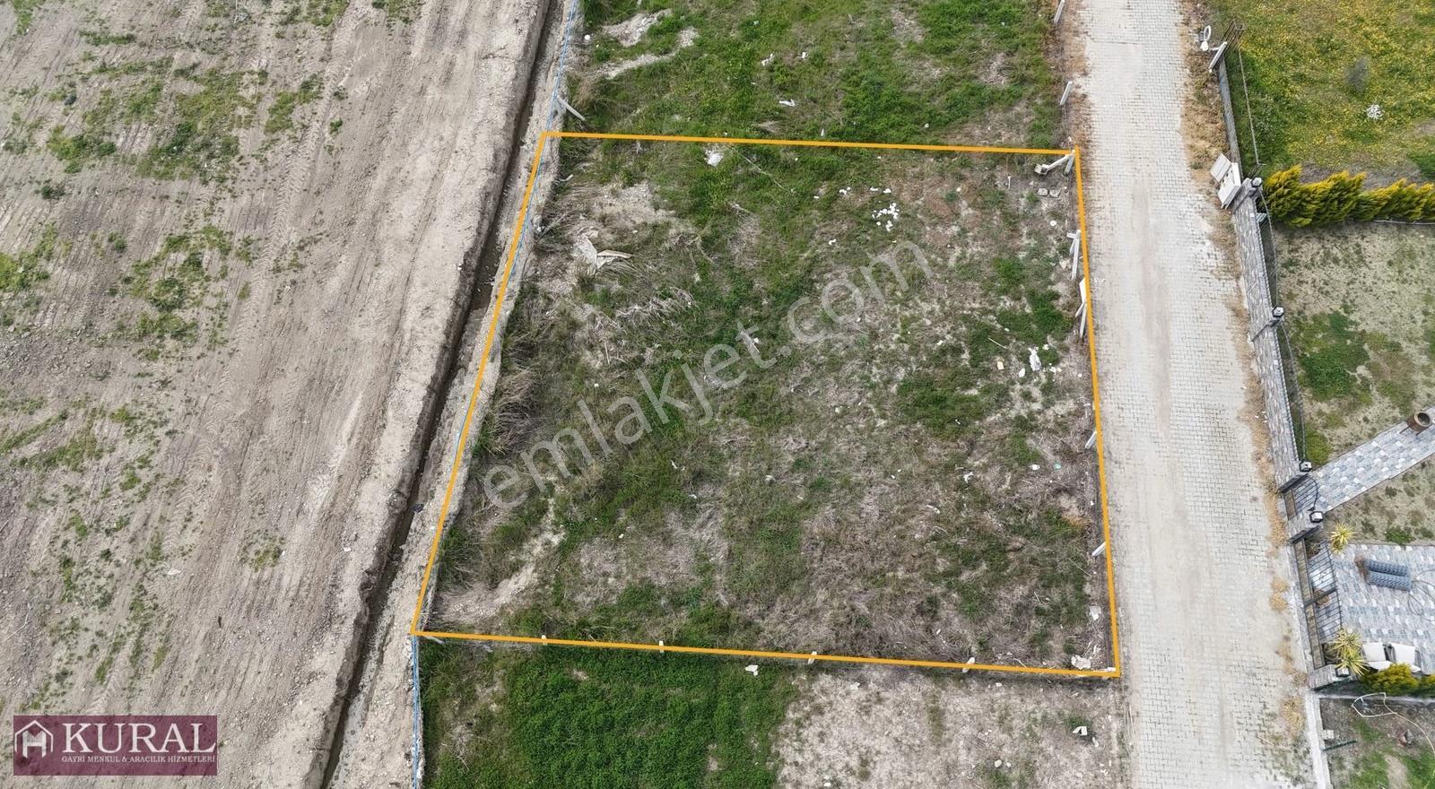 İzmir Menderes Değirmenderede 300 M2 Noter Satışlı Elektrik Su - Görsel 11
