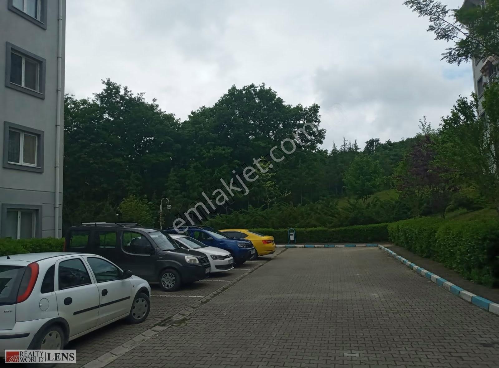 Sakarya Adapazarı Korucuk 1737 Ada 3+1 Ara Kat Kiralık Daire