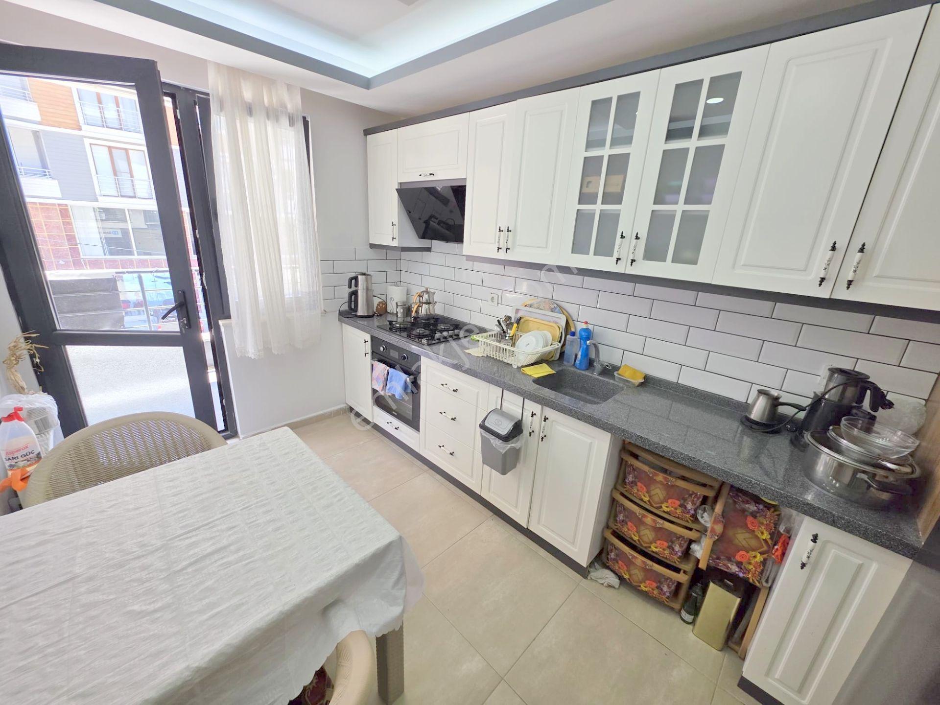 ▇kadıköy'de Ayrı Mutfaklı Ön Cephe Arakat Geniş Şık 3+1 Daire - Görsel 5