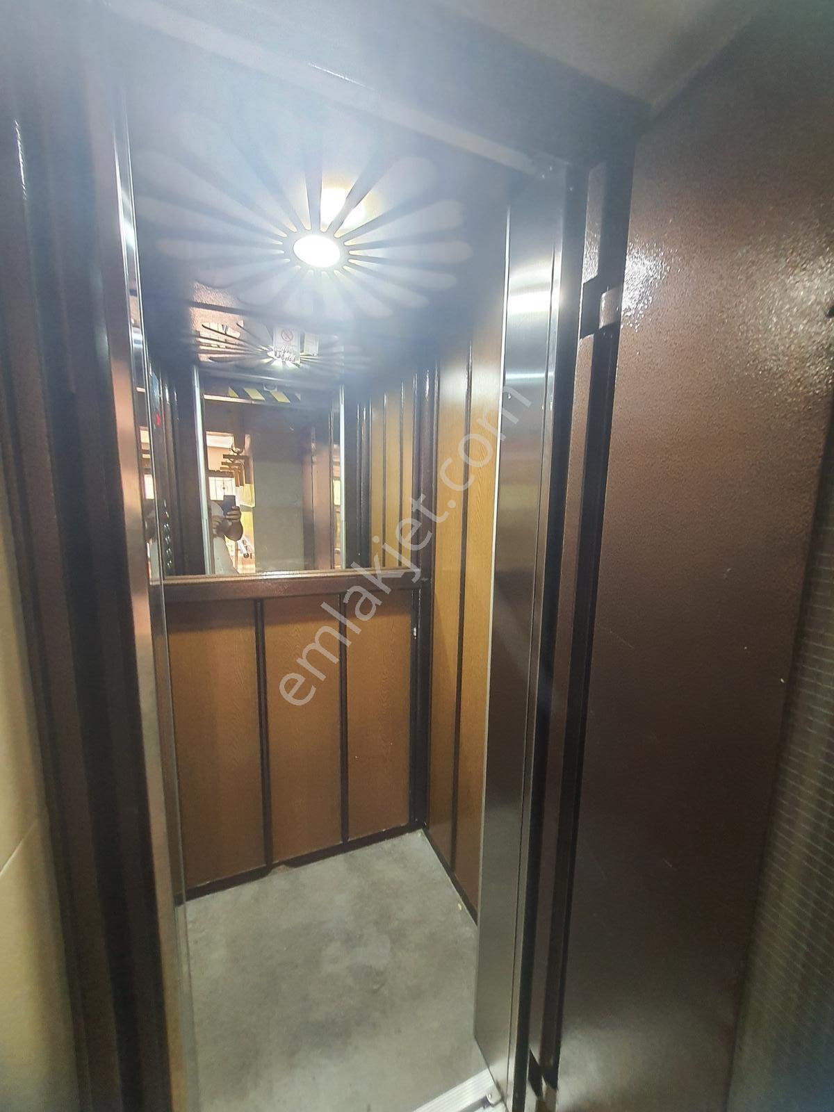 İzkent Evlerinde Doğalgazlı Asansörlü Kiralık 3+1 Daire - Görsel 24