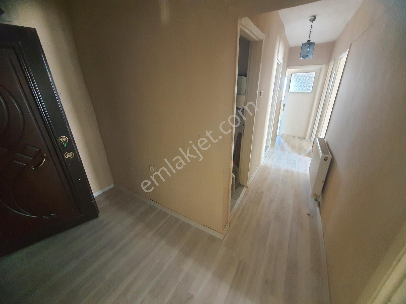 İzkent Evlerinde Doğalgazlı Asansörlü Kiralık 3+1 Daire - Görsel 9