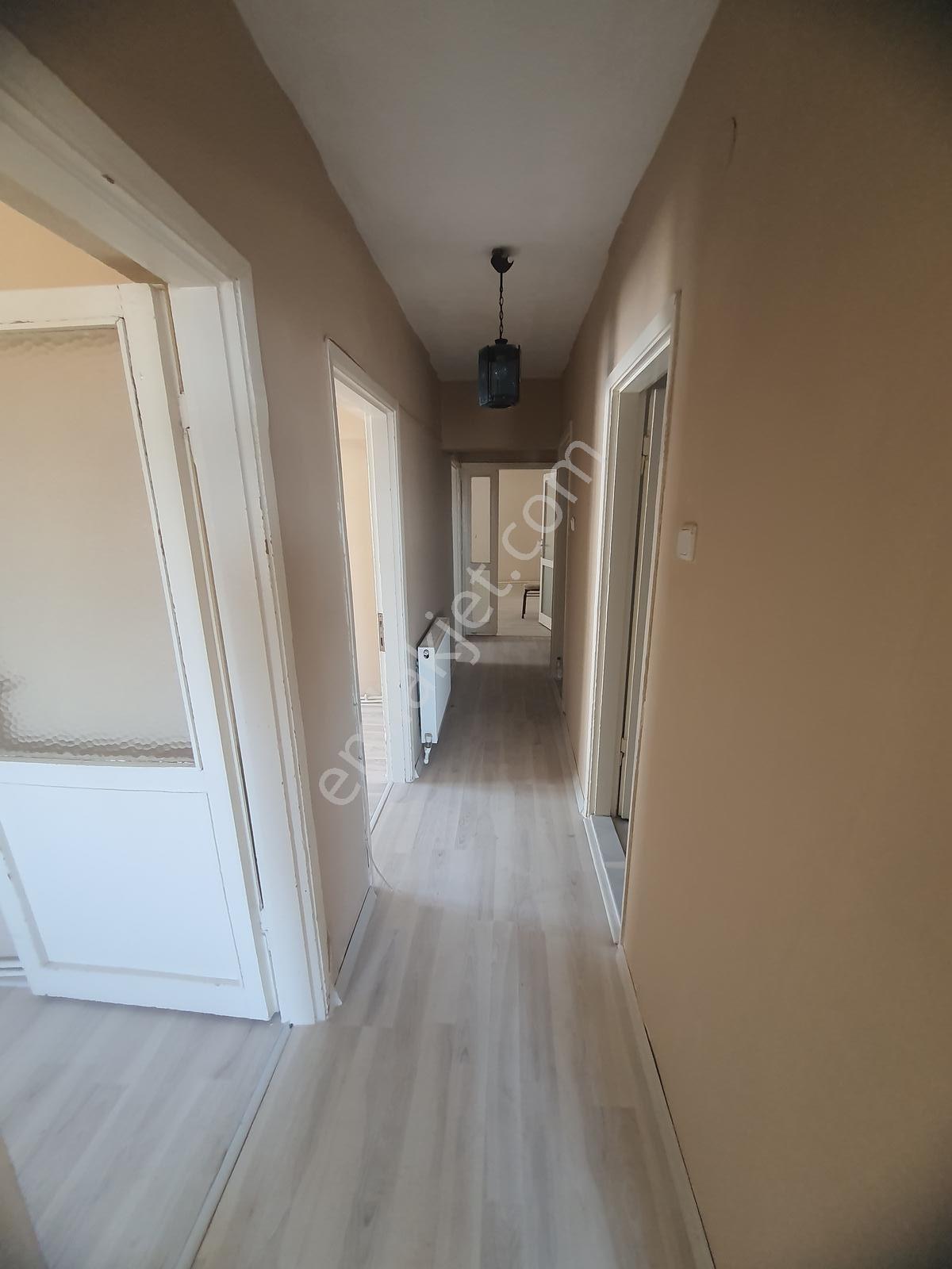 İzkent Evlerinde Doğalgazlı Asansörlü Kiralık 3+1 Daire - Görsel 29