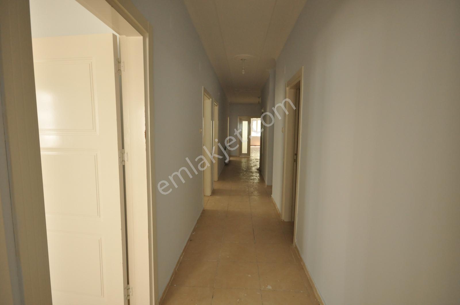 Cb Acar'dan Zirve Konutların'da 4+1 Kiralık Bakımlı Daire - Görsel 15