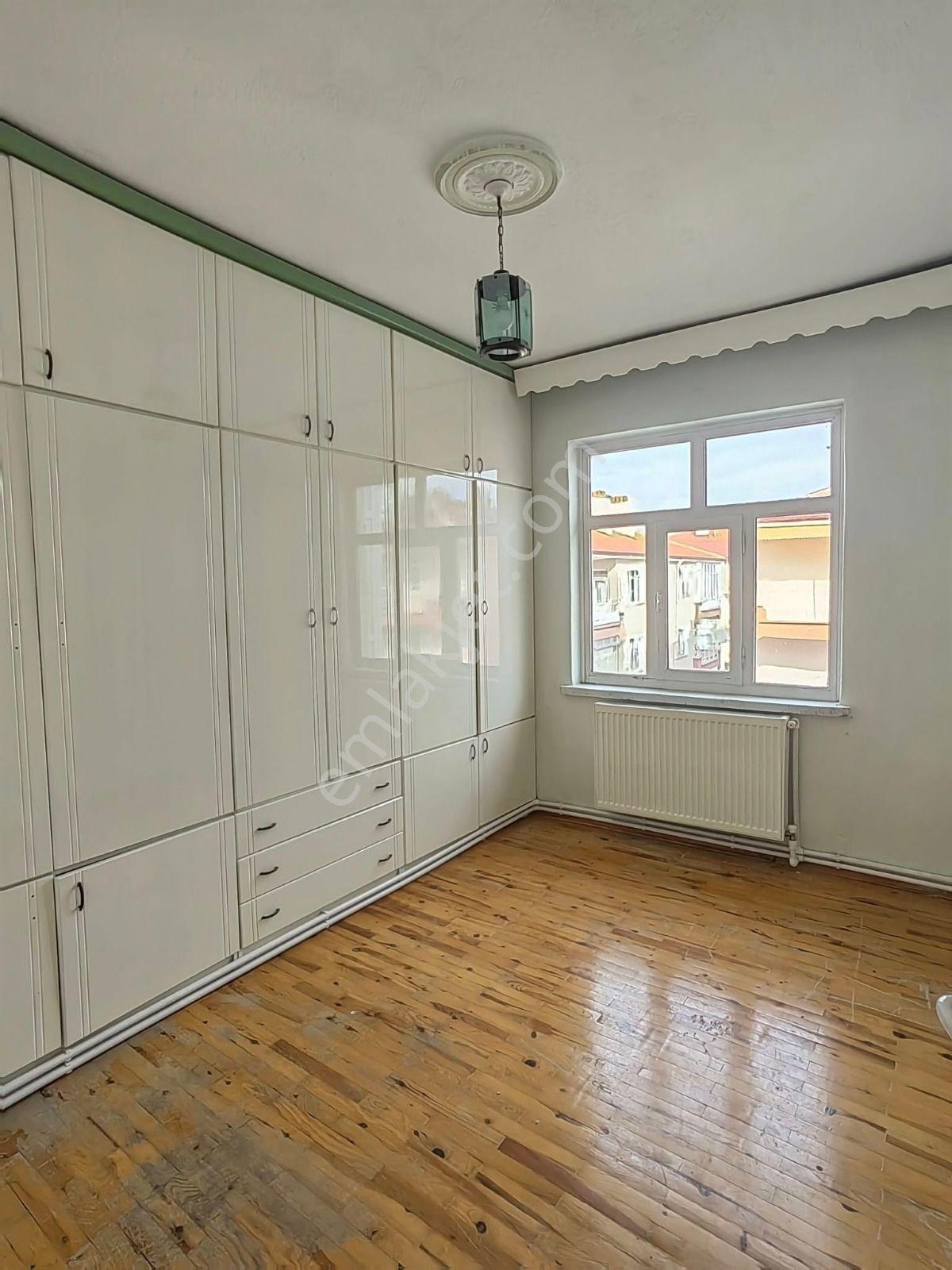 Akçay Emlak'tan Akşehir Yarenler Cumhuriyet İlkokulu Yanında Kiralık 2+1 Daire - Görsel 21