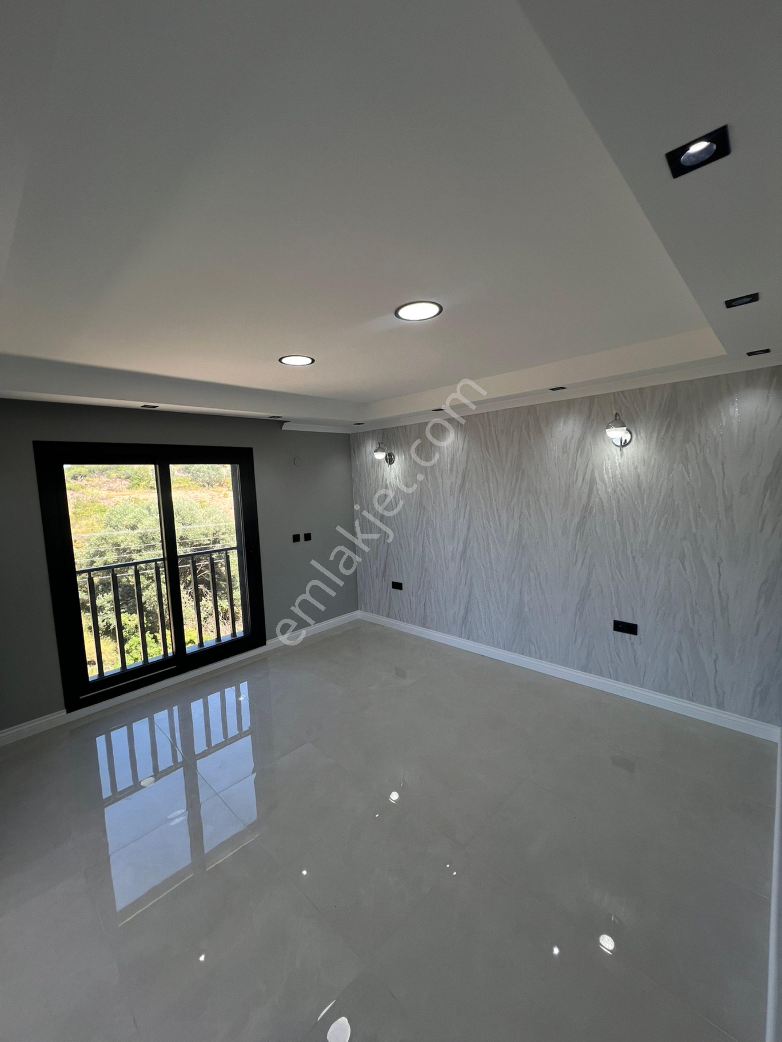 Satılık Lüks Deniz Manzaralı Villa - Görsel 31