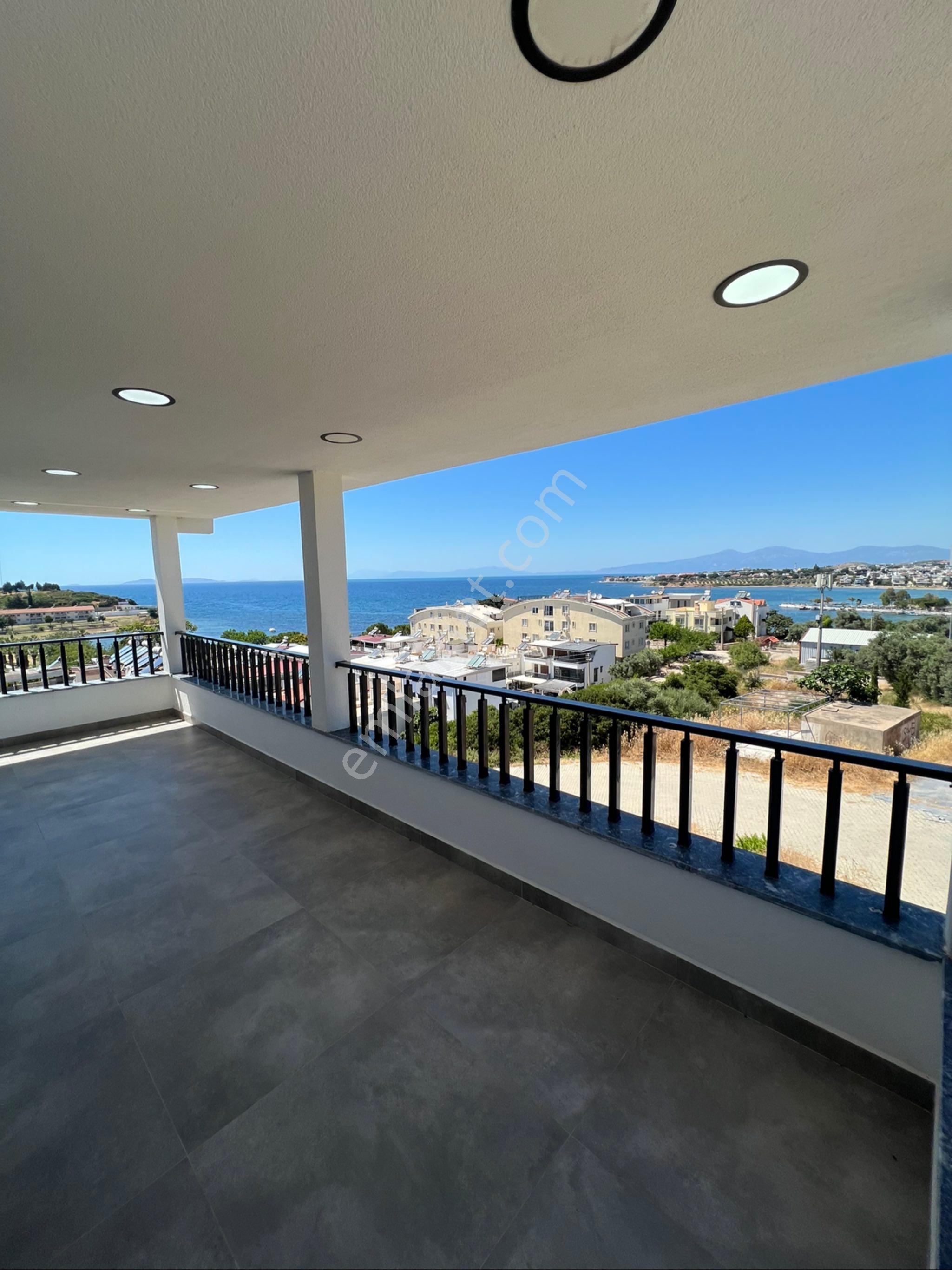 Satılık Lüks Deniz Manzaralı Villa - Görsel 32