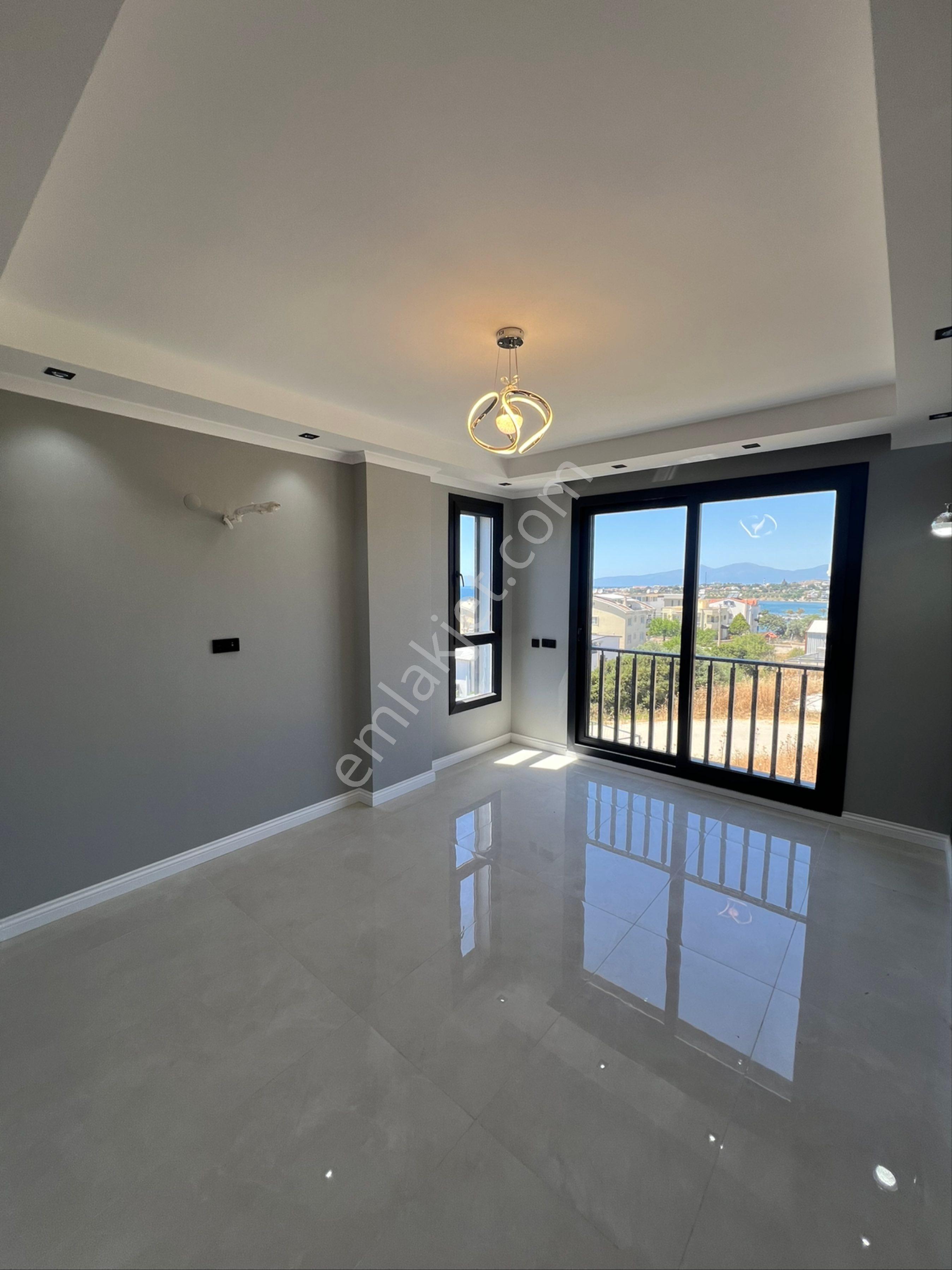 Satılık Lüks Deniz Manzaralı Villa - Görsel 19