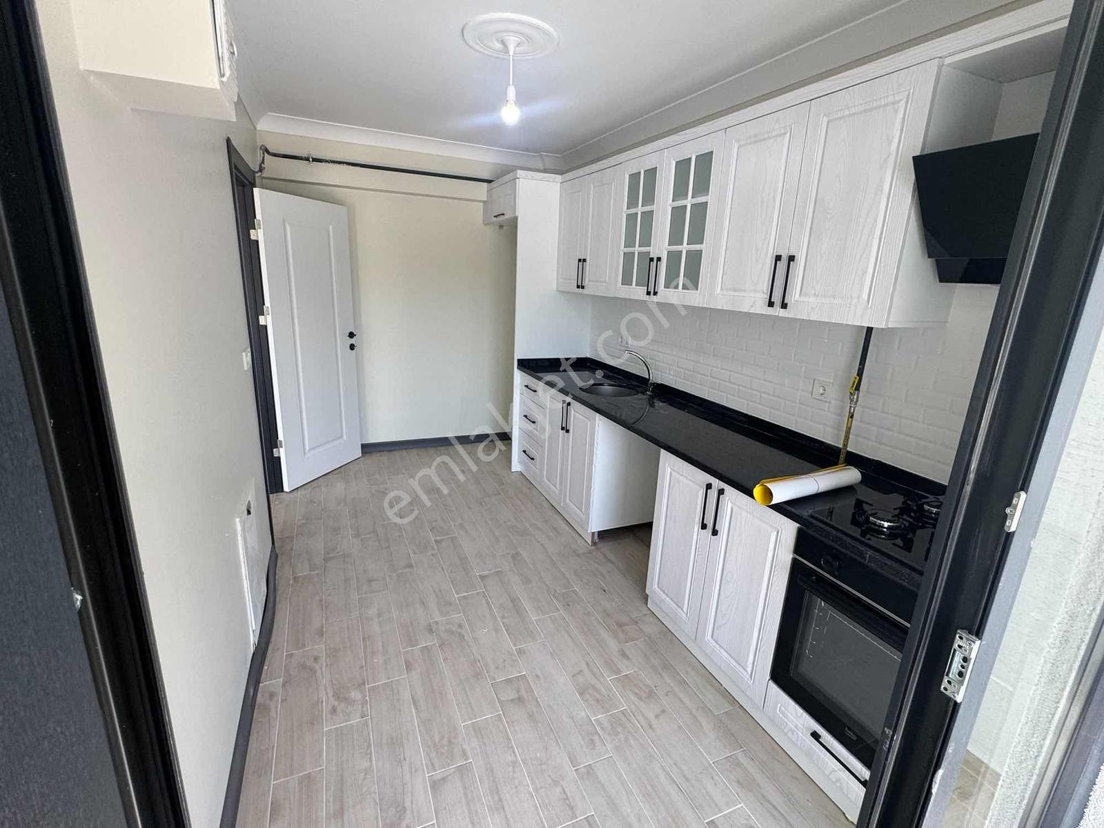 Sancak Emlak'tan Yeni Mahallede Extralı Kiralık 2+1 Daire - Görsel 2