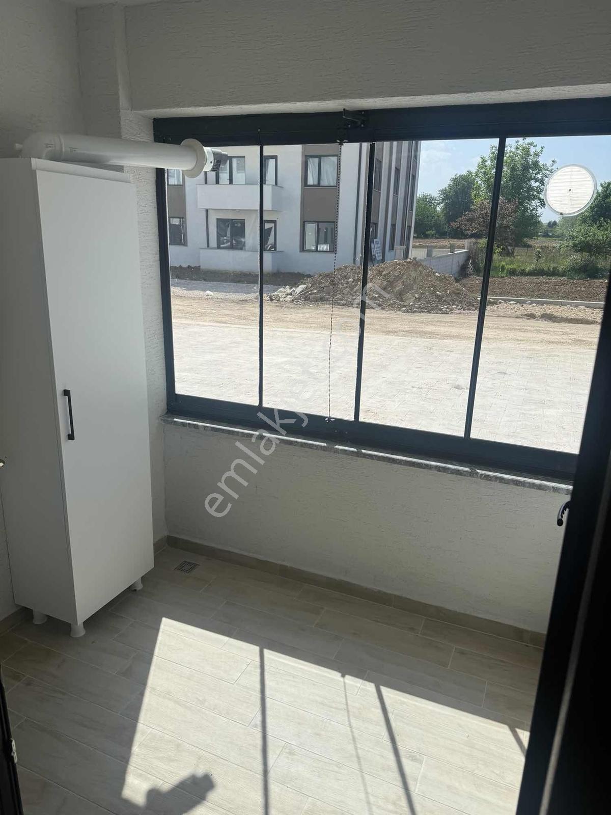Sancak Emlak'tan Yeni Mahallede Extralı Kiralık 2+1 Daire - Görsel 3