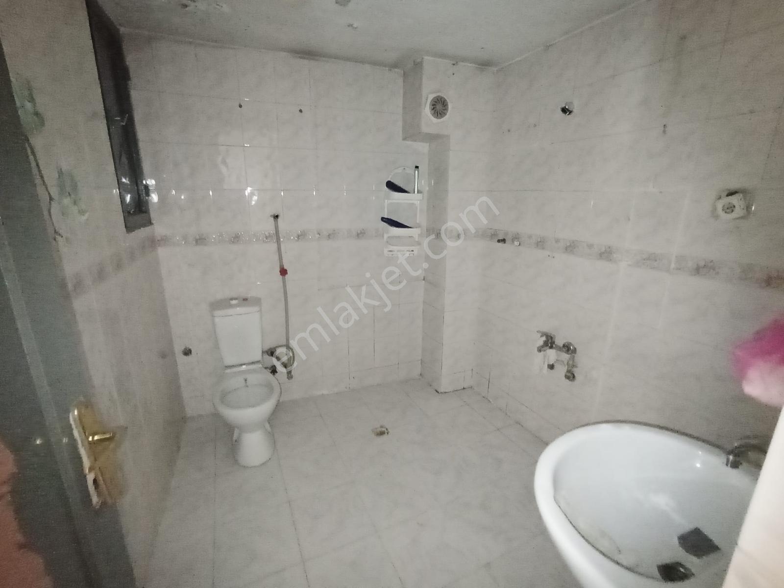 Karabağlar Selvili Mah. Eserkent Yakını 120 M2 3+1 Daire Kiralık - Görsel 5