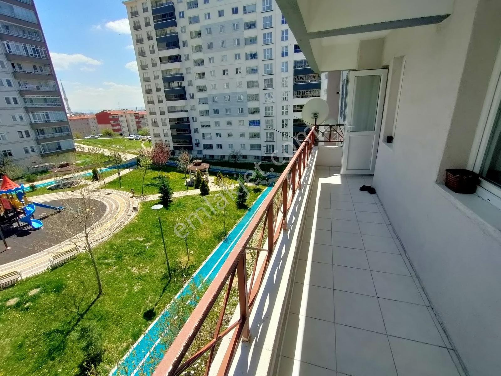 Sincan Mevlana Mahallesinde 3+1 Cadde Cepheli Satılık Daire - Görsel 18