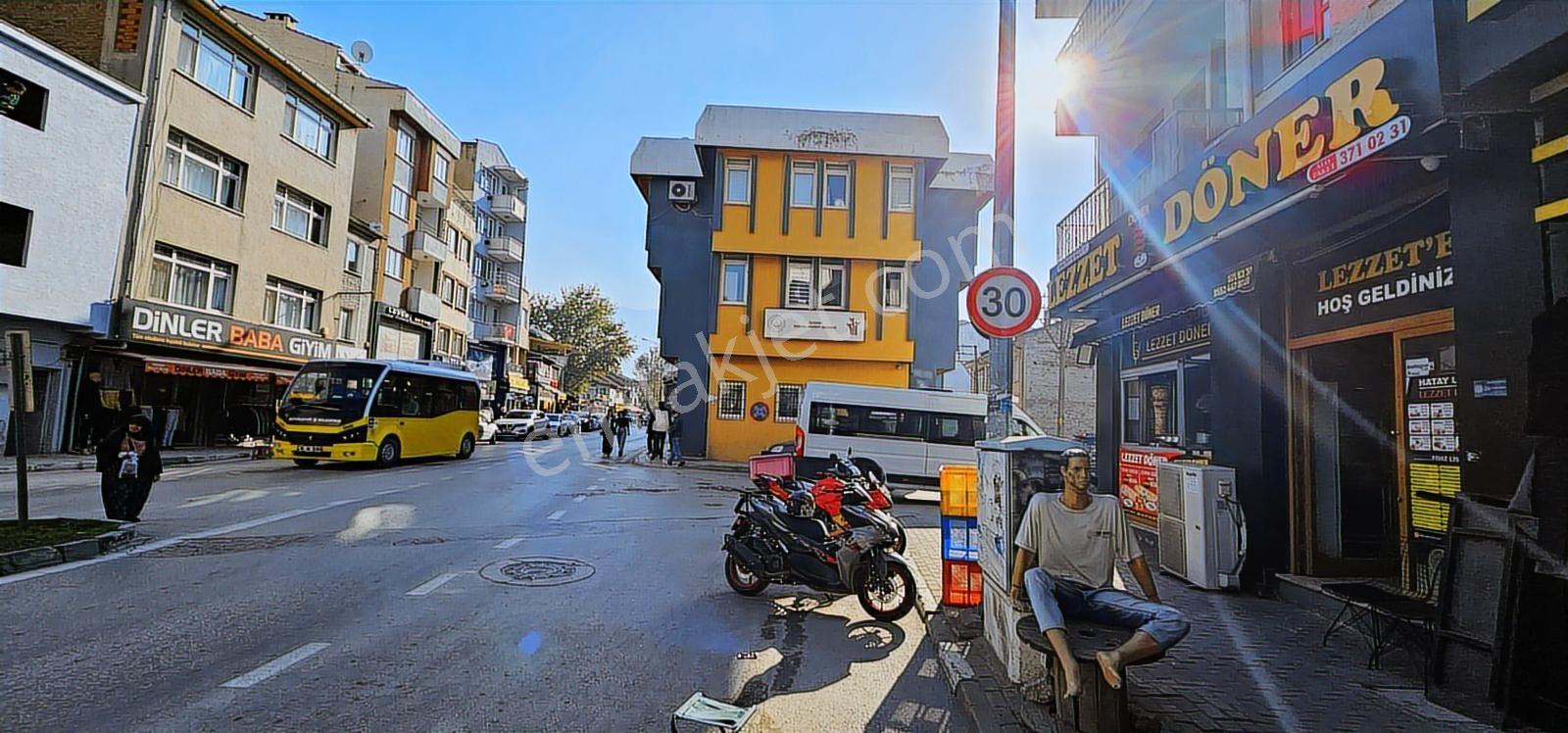 Gürsu Atatürk Caddesin'de Köşe Başı 250m2 Satılık Dükkan.. - Görsel 16
