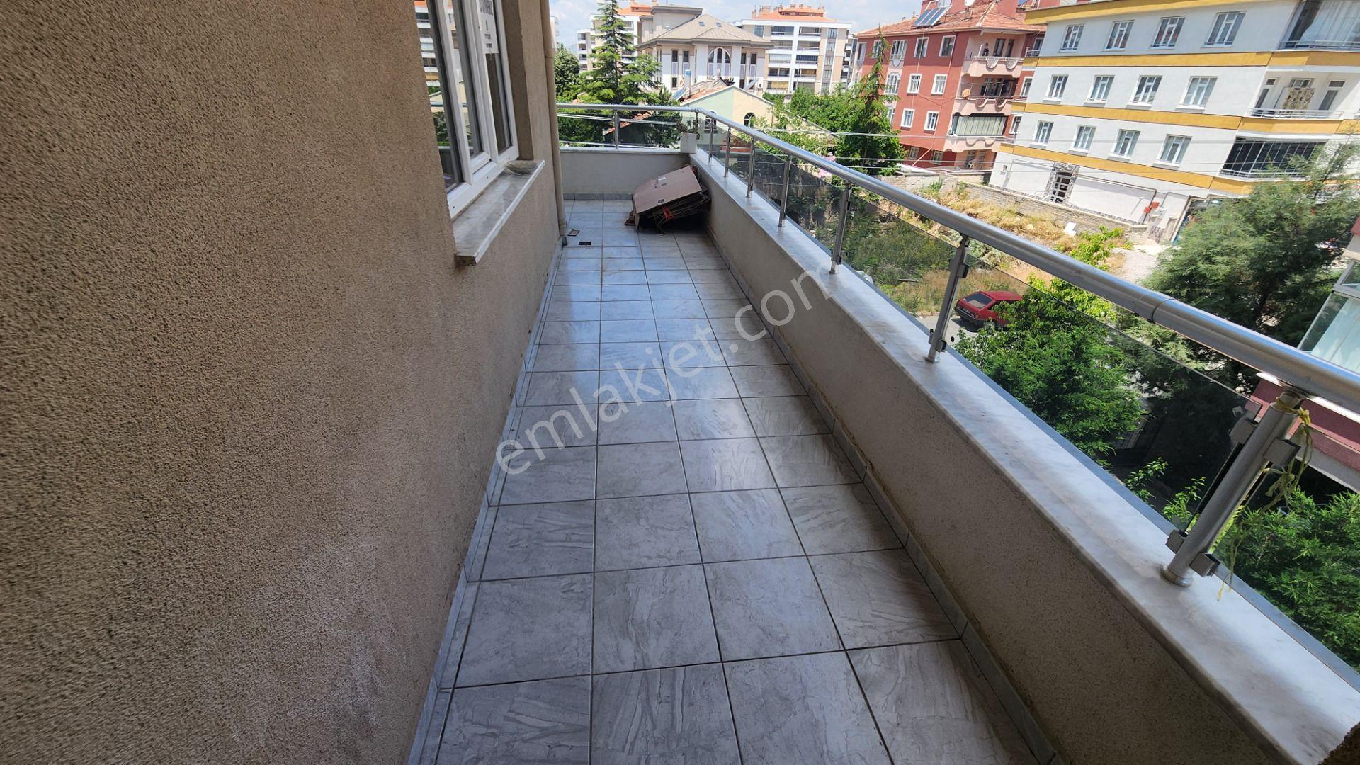 Hamzaoğlu Mahallesi Ara Kat Kiralık 3+1 Daire - Görsel 16
