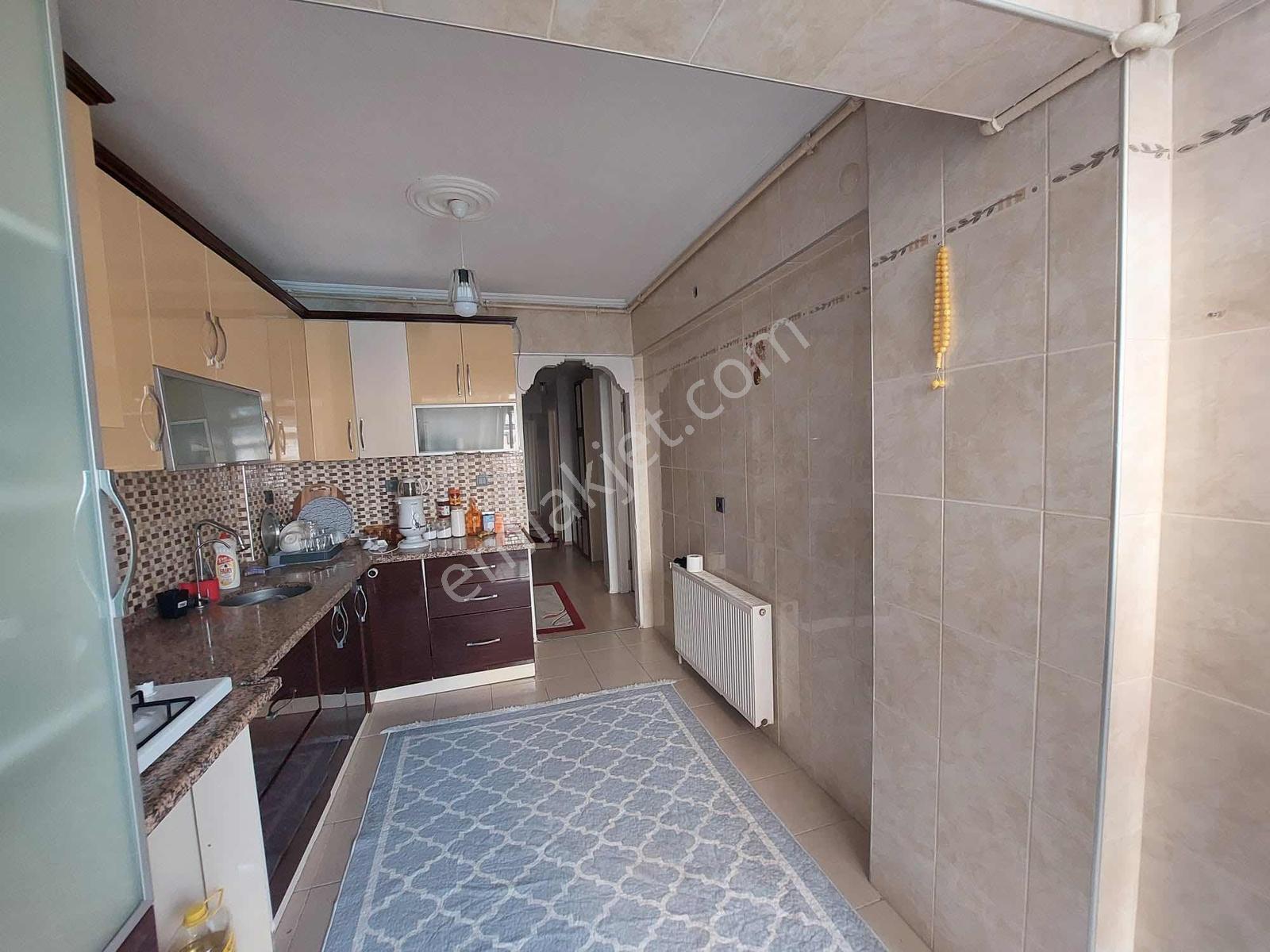Aliağa Mavi Köşe Mevki Kiralık 3+1 Daire - Görsel 2