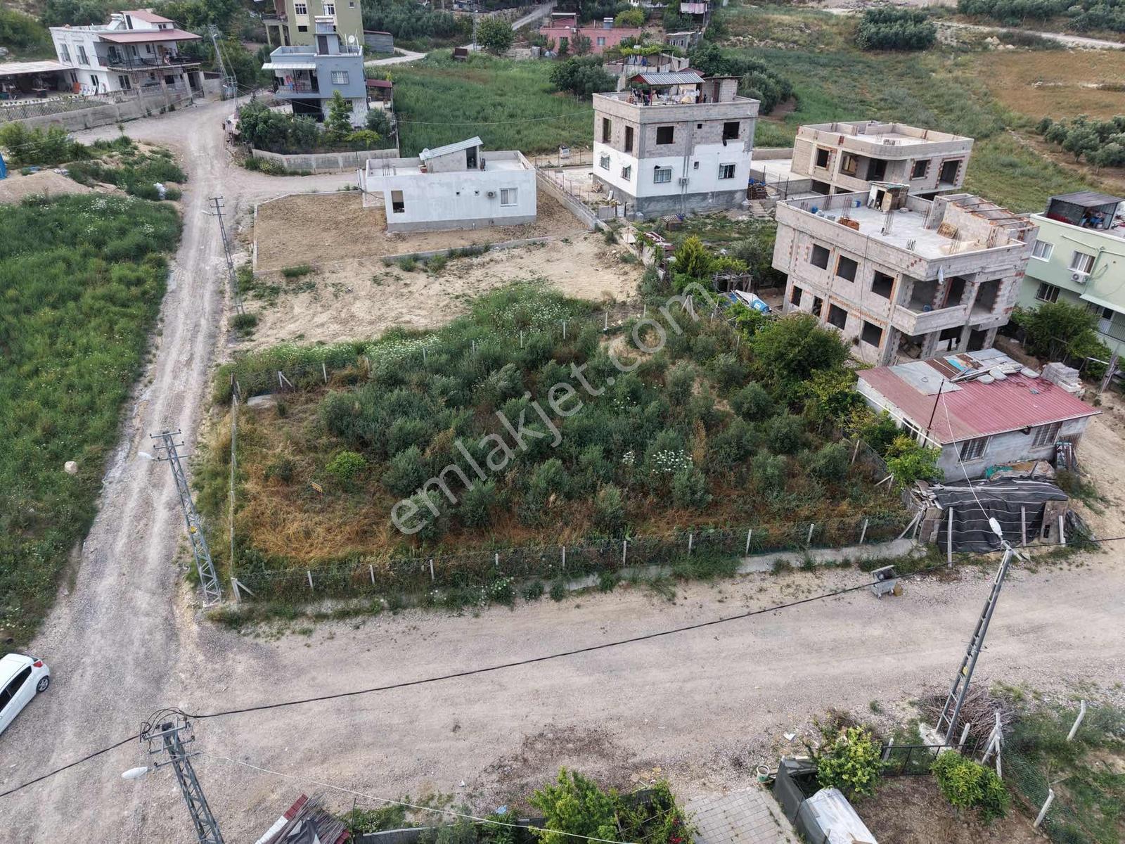 Buruk'ta İnşaata Açık Müstakil Tek Tapu Arsa