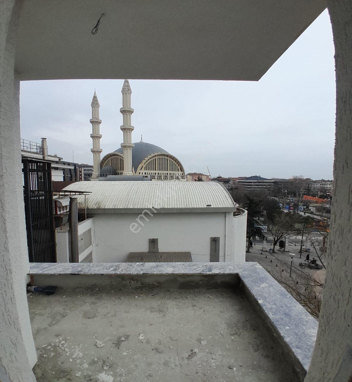 Müslüm Emlaktan Reşitpaşa Cad.üzerinde3+1 Sıfır Daire Fırsatı - Görsel 7