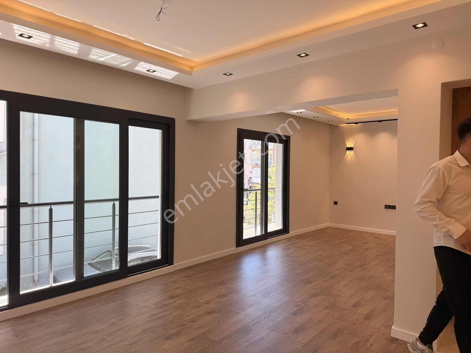 Mithatpaşa Türk Koleji Yanı Lüks Tadilatlı, 140m² Daire - Görsel 10