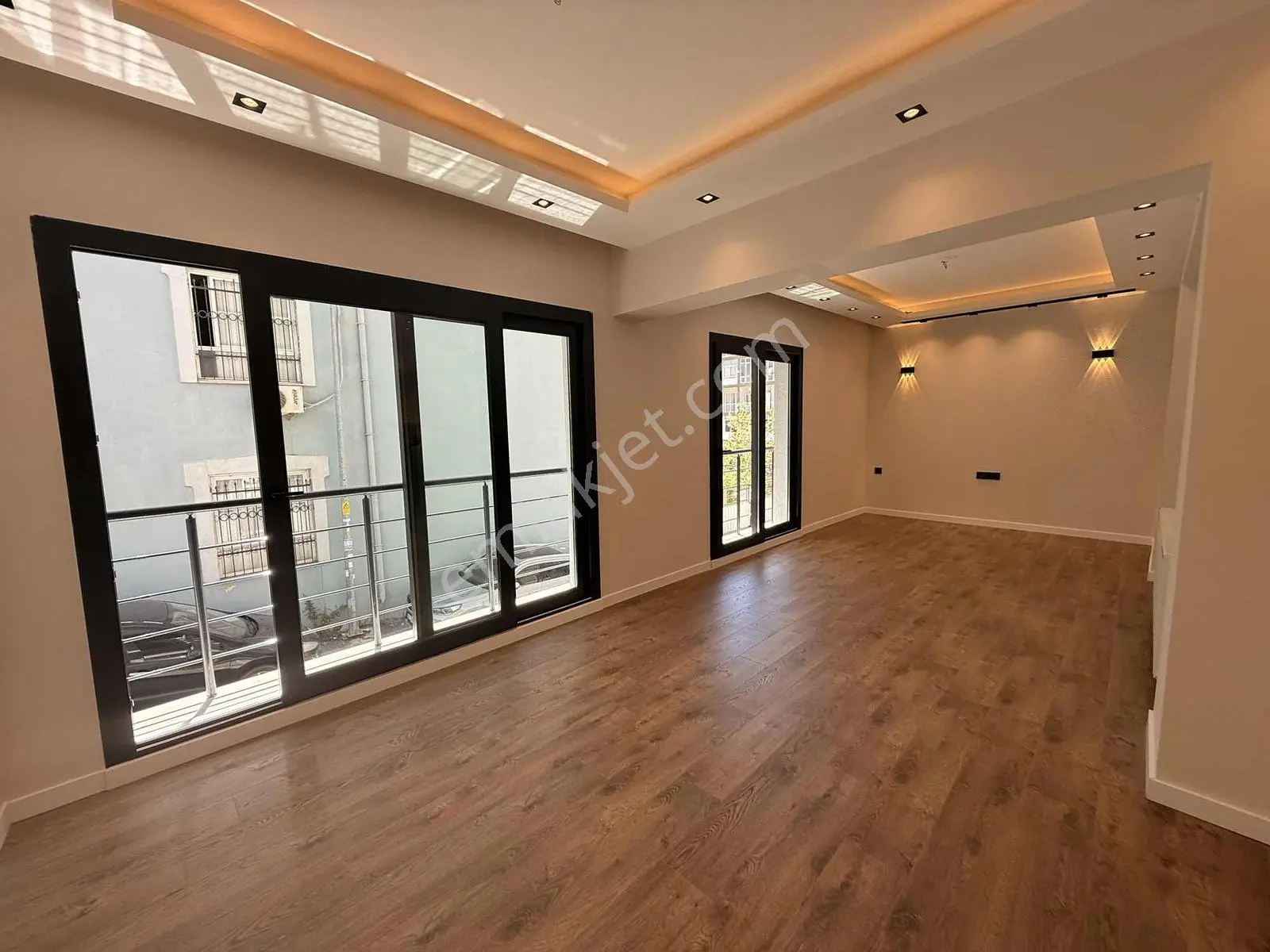 Mithatpaşa Türk Koleji Yanı Lüks Tadilatlı, 140m² Daire - Görsel 2