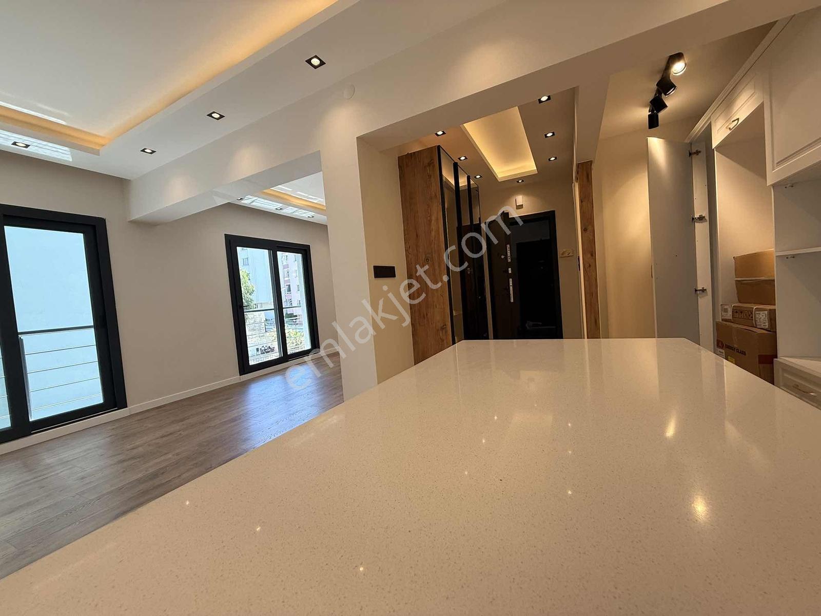 Mithatpaşa Türk Koleji Yanı Lüks Tadilatlı, 140m² Daire - Görsel 15