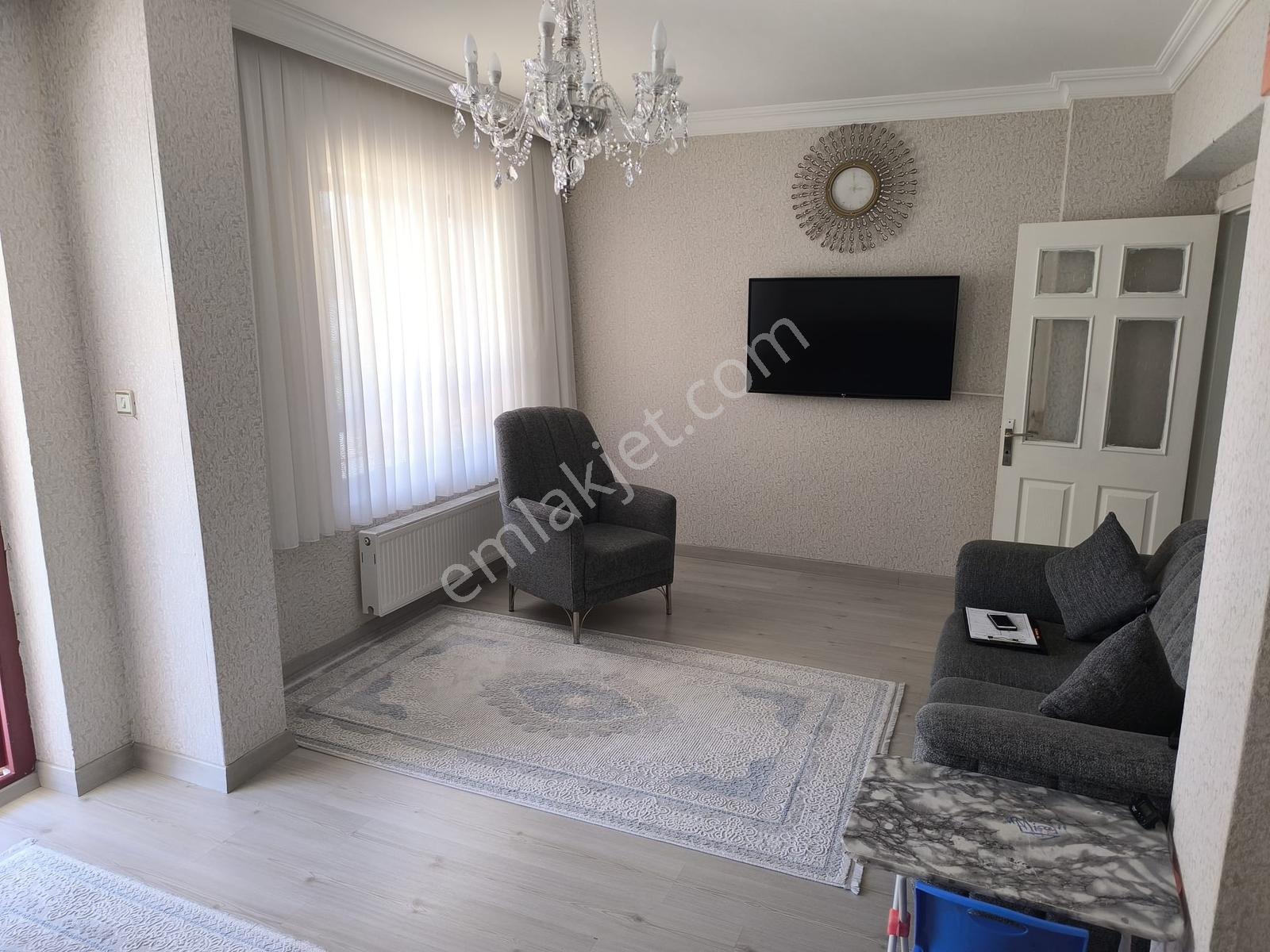 Ufuktepe Saklambaç Caddesinde Geniş Full Yapılı 2+1 Satılık - Görsel 11