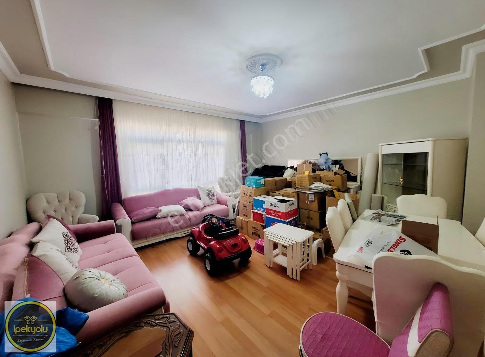 İpekyolu Gayrimenkulden Hacıkarada Köksal Apt. 3+1 Satılık Daire - Görsel 12