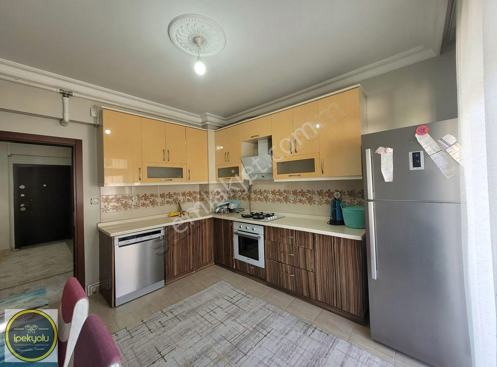 İpekyolu Gayrimenkulden Hacıkarada Köksal Apt. 3+1 Satılık Daire - Görsel 26