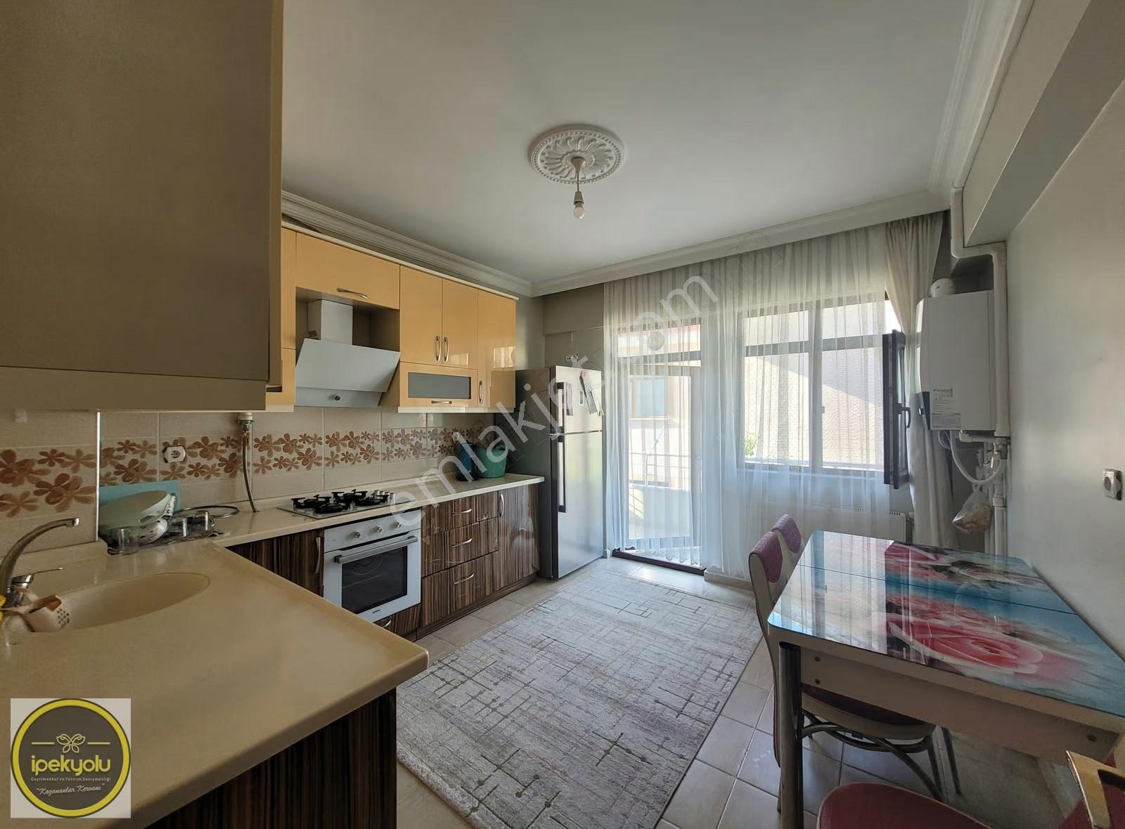 İpekyolu Gayrimenkulden Hacıkarada Köksal Apt. 3+1 Satılık Daire - Görsel 9