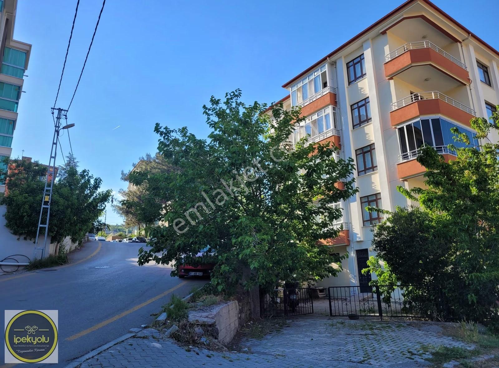 İpekyolu Gayrimenkulden Hacıkarada Köksal Apt. 3+1 Satılık Daire - Görsel 21