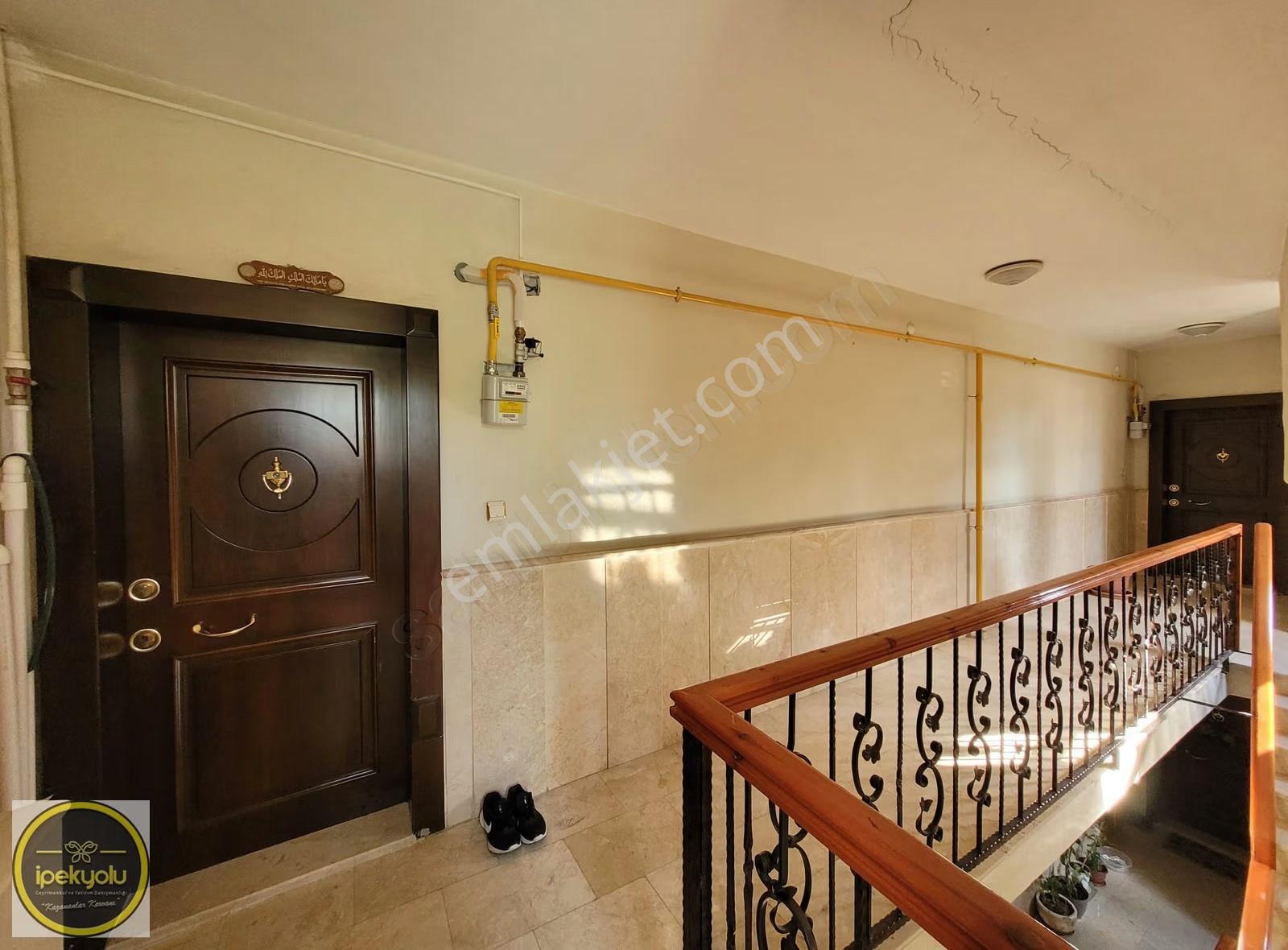 İpekyolu Gayrimenkulden Ayvaşık Saraç Apt. 2+1 Satılık Daire - Görsel 14