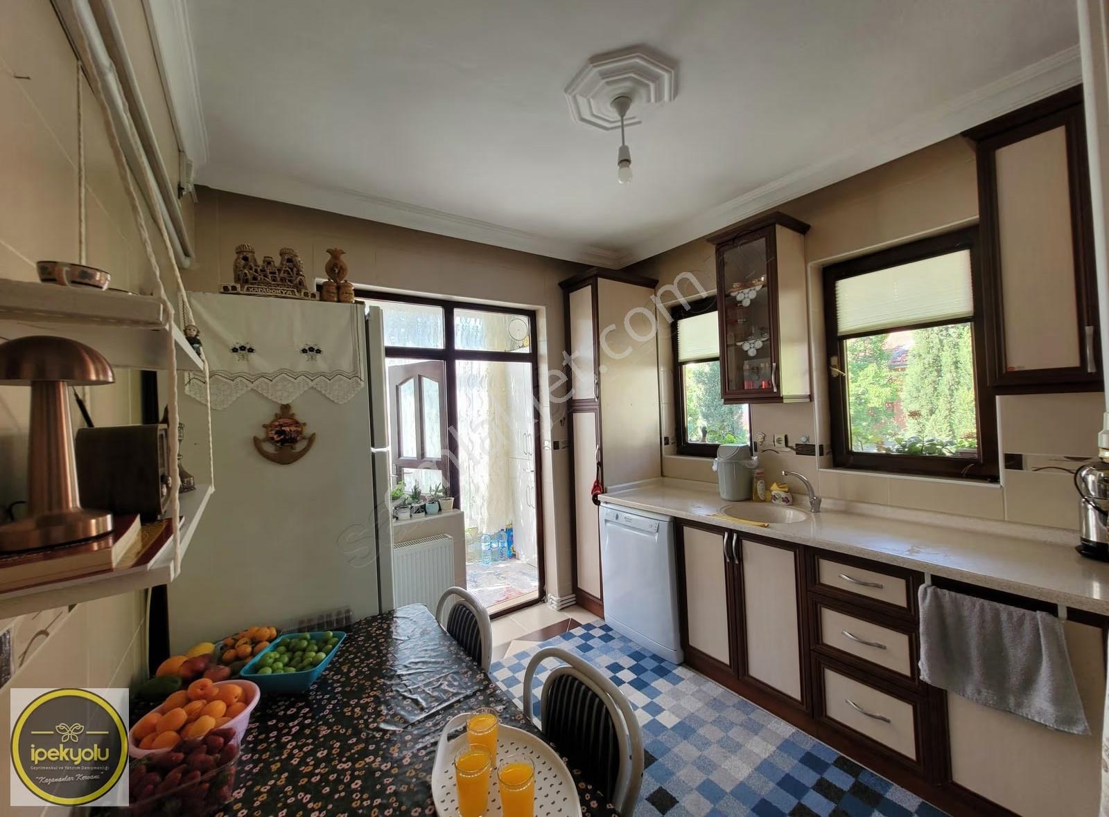 İpekyolu Gayrimenkulden Ayvaşık Saraç Apt. 2+1 Satılık Daire - Görsel 4