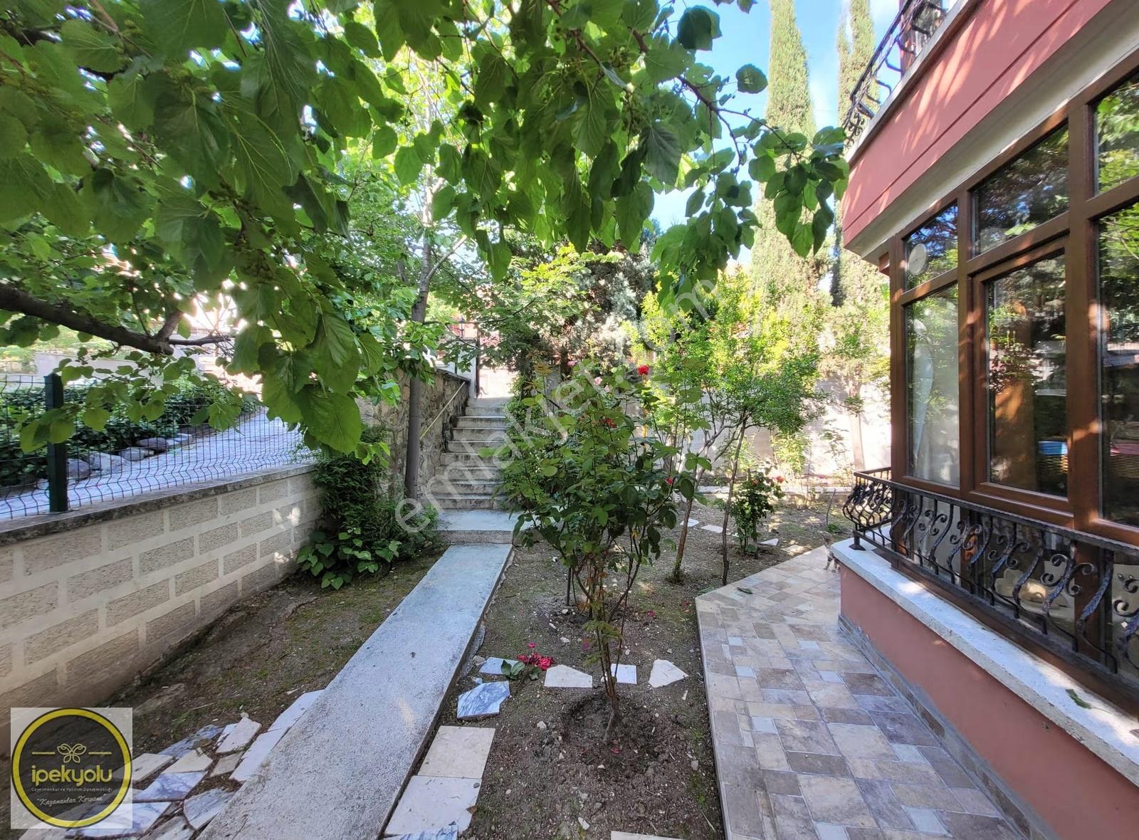İpekyolu Gayrimenkulden Ayvaşık Saraç Apt. 2+1 Satılık Daire - Görsel 13