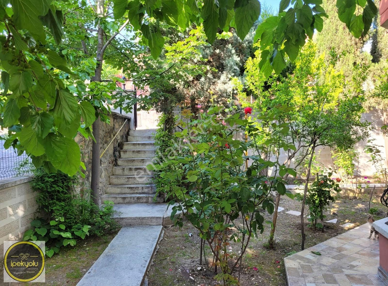 İpekyolu Gayrimenkulden Ayvaşık Saraç Apt. 2+1 Satılık Daire - Görsel 11
