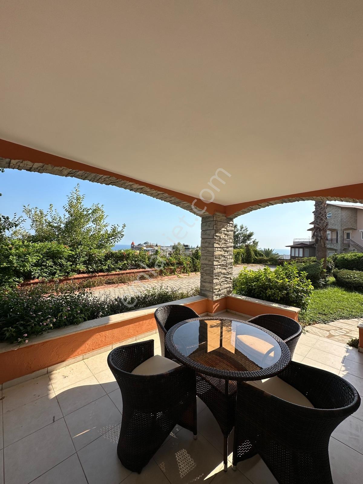 Türkler'de Denize Yakın, Eşyalı Ve İkamete Uygun Lüks 3+1 Villa - Görsel 40