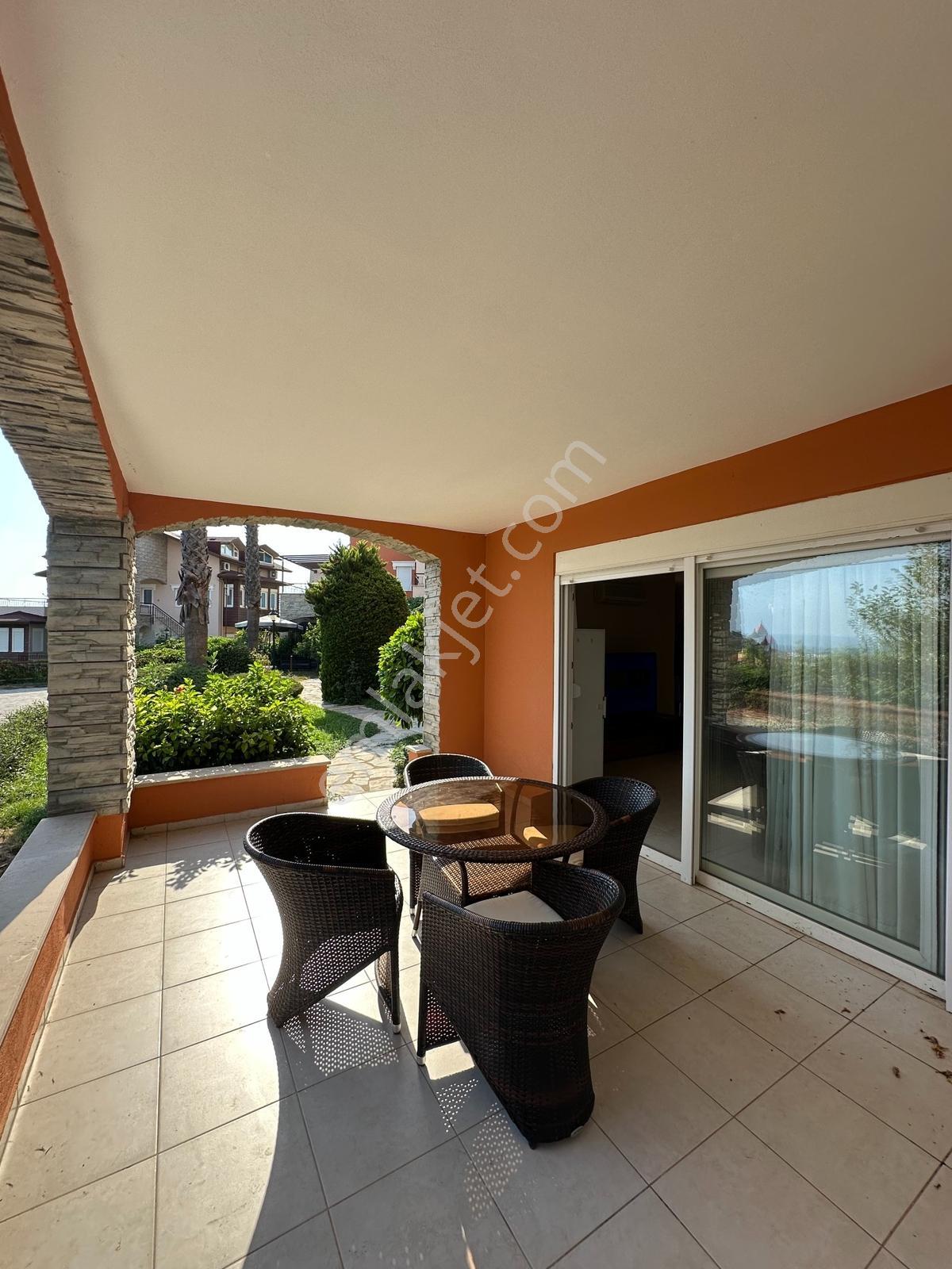 Türkler'de Denize Yakın, Eşyalı Ve İkamete Uygun Lüks 3+1 Villa - Görsel 39