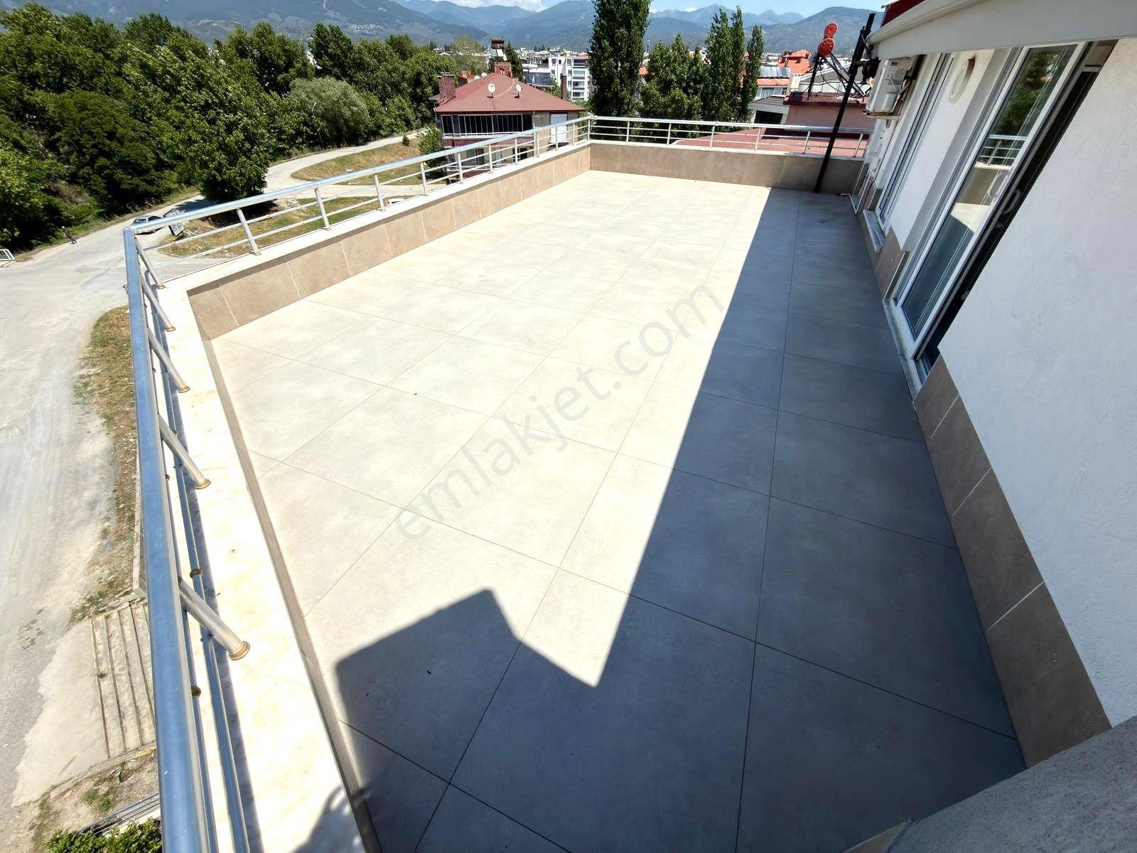 🏡 Referans'tan İkizçay'da Denize 200 Mt Geniş Teraslı Doğalgazlı 3+1 Dubleks - Görsel 28