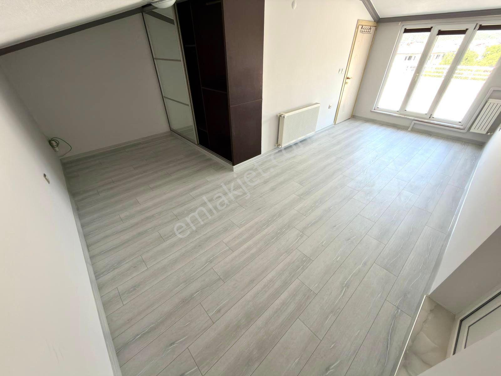 🏡 Referans'tan İkizçay'da Denize 200 Mt Geniş Teraslı Doğalgazlı 3+1 Dubleks - Görsel 17