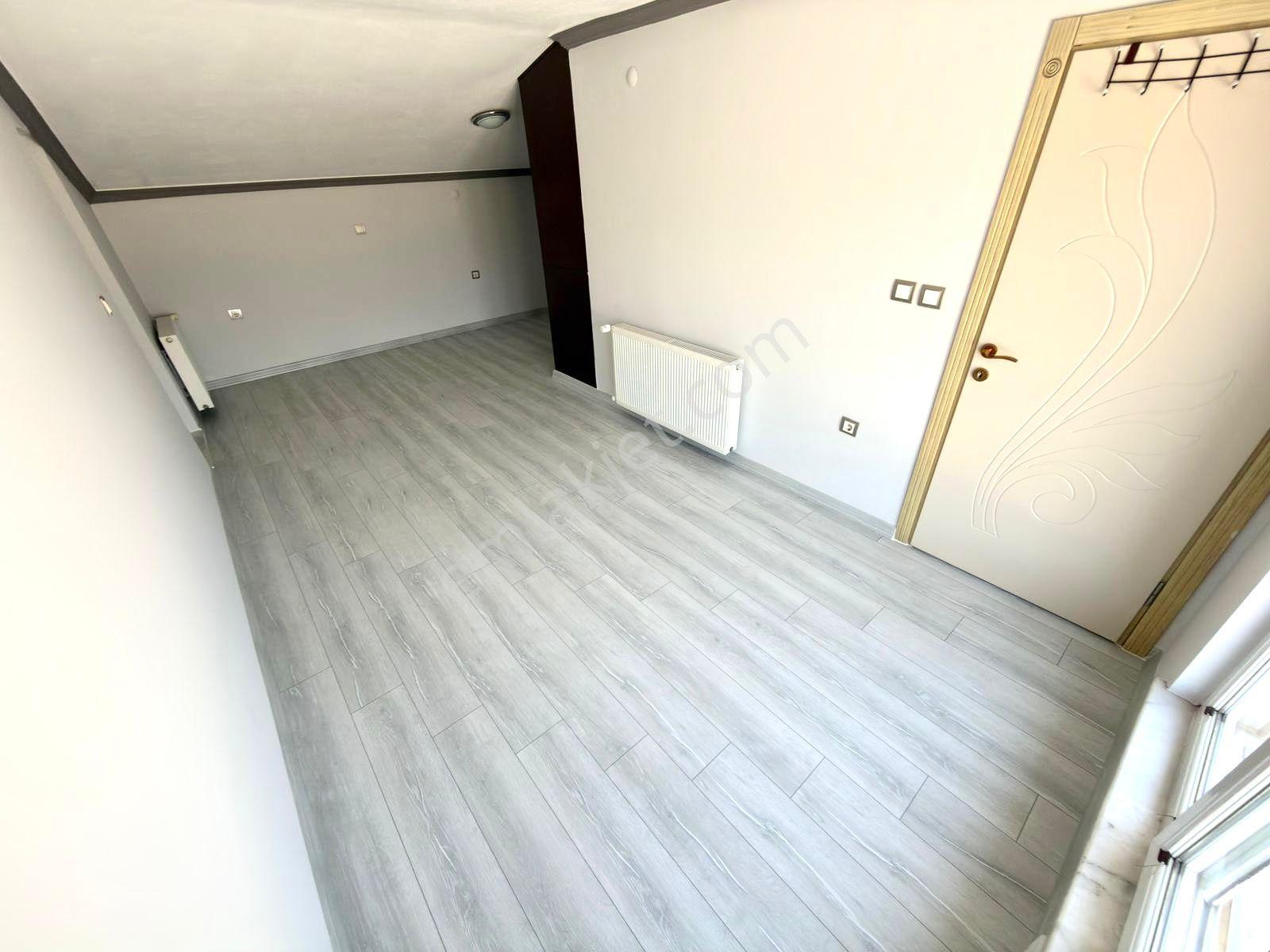 🏡 Referans'tan İkizçay'da Denize 200 Mt Geniş Teraslı Doğalgazlı 3+1 Dubleks - Görsel 8