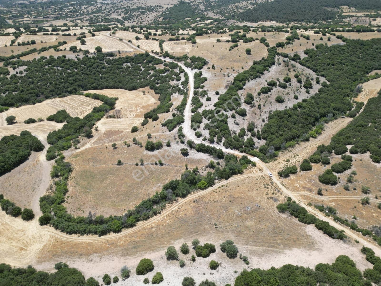 Favori'den Ulubey Kışla'da Müstakil 4478 M2 Kelepir - Görsel 7