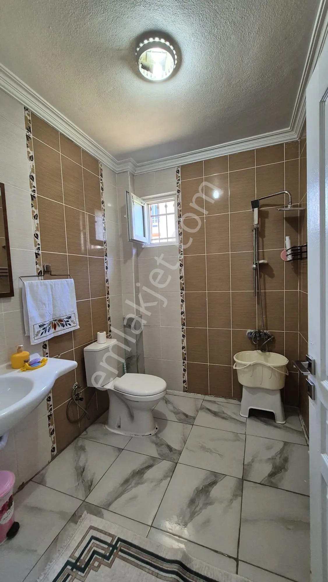 Şifahane Mahallesinde Site İçinde Satılık Geniş 3+1 Daire - Görsel 16