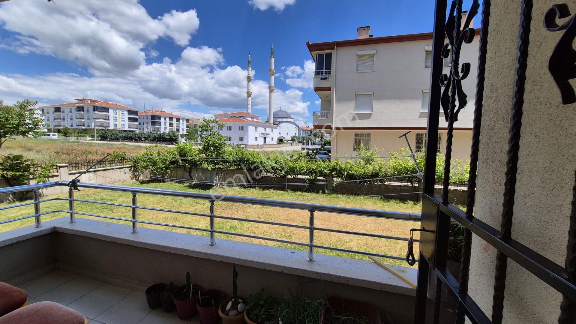 Şifahane Mahallesinde Site İçinde Satılık Geniş 3+1 Daire - Görsel 28