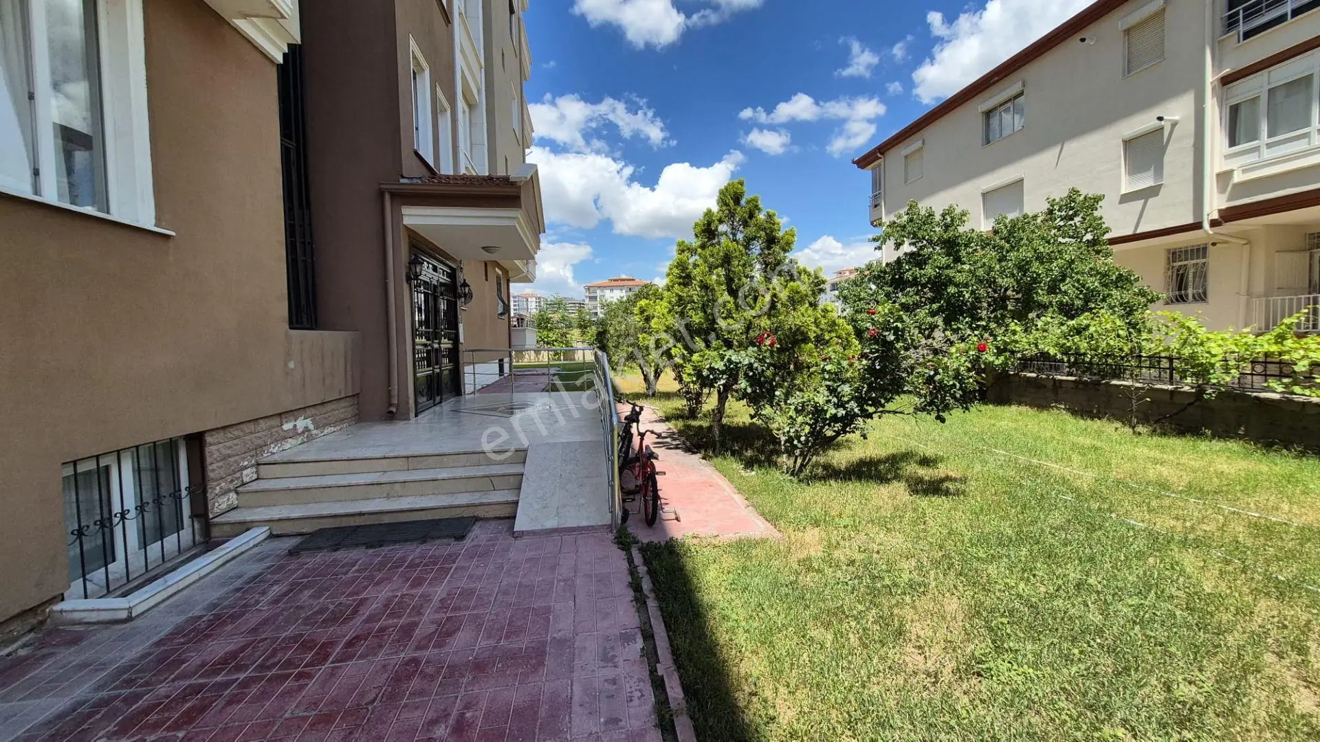 Şifahane Mahallesinde Site İçinde Satılık Geniş 3+1 Daire - Görsel 6