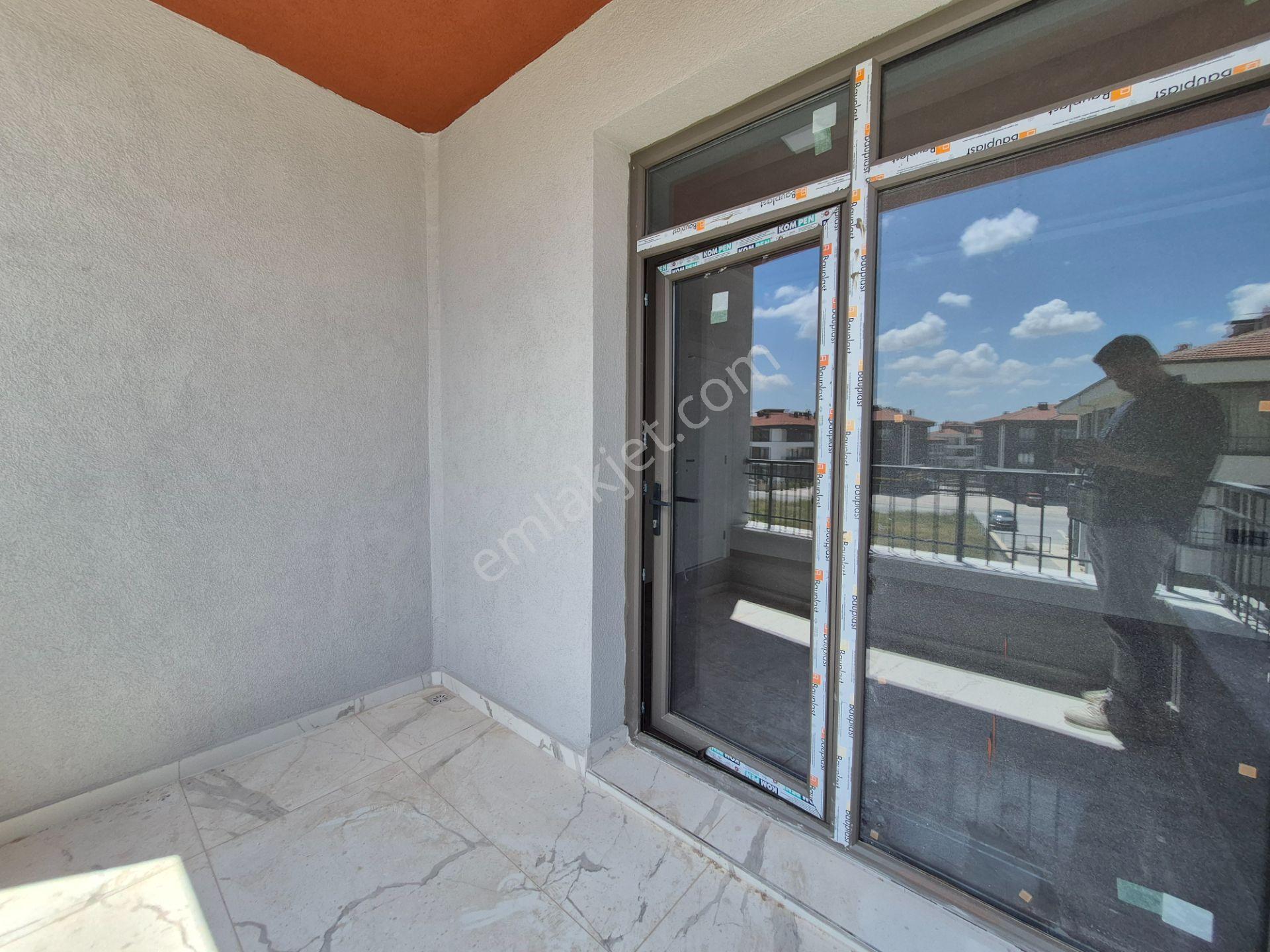 🏡 Selahaddin Eyyubi Mahallesi'nde 3+1 Kilerli | Sıfır Ve Oturuma Hazır Fırsat Daireler - Görsel 38