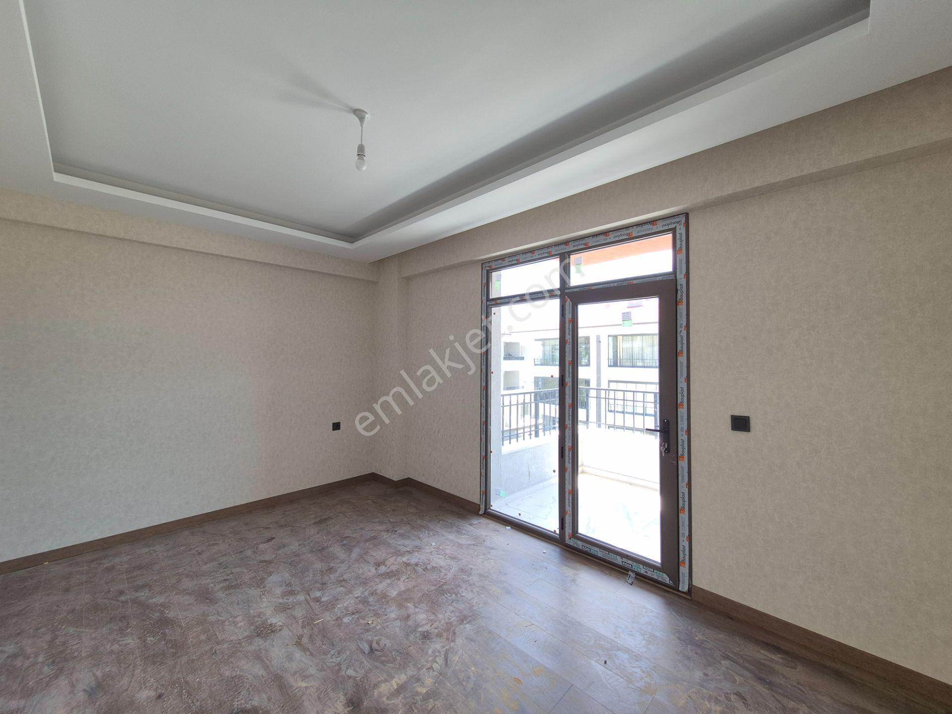 🏡 Selahaddin Eyyubi Mahallesi'nde 3+1 Kilerli | Sıfır Ve Oturuma Hazır Fırsat Daireler - Görsel 33
