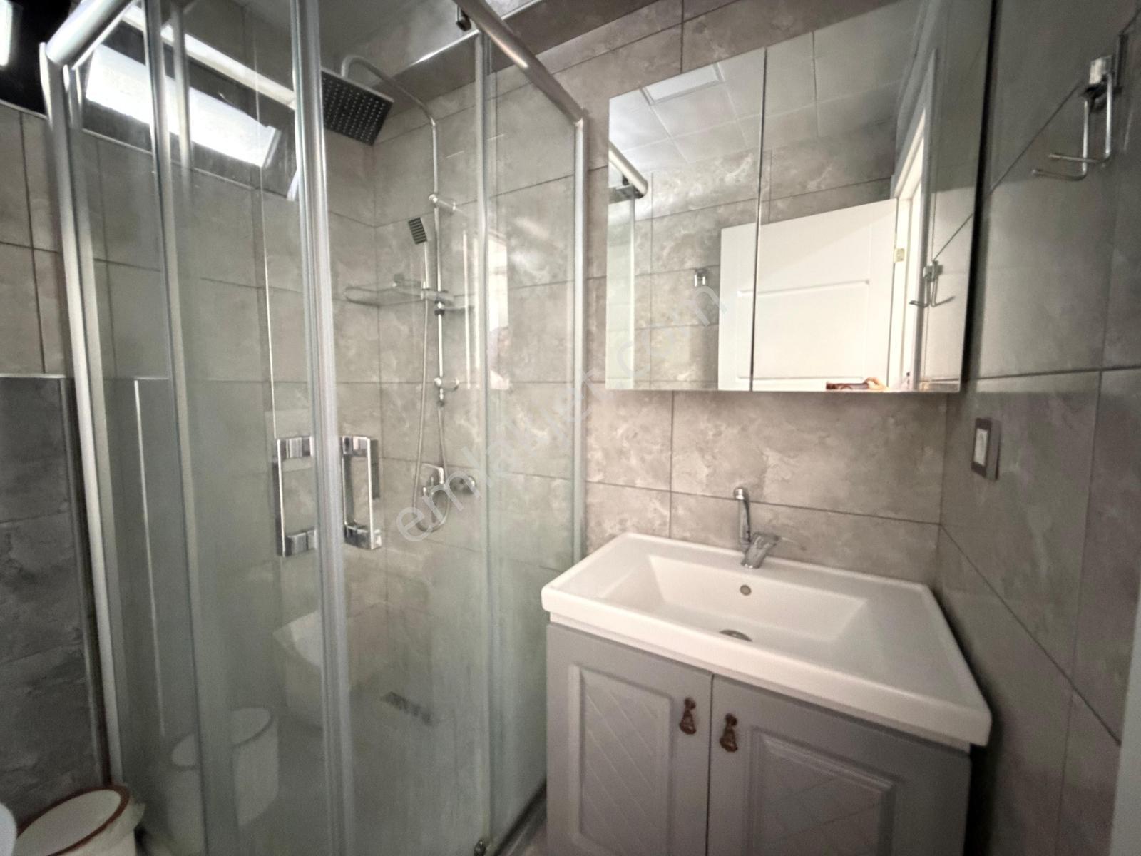 İncek'te Jevel Avmyanı/yerden Isıtma/2.katta 1+1 Eşyalı Kiralık - Görsel 15