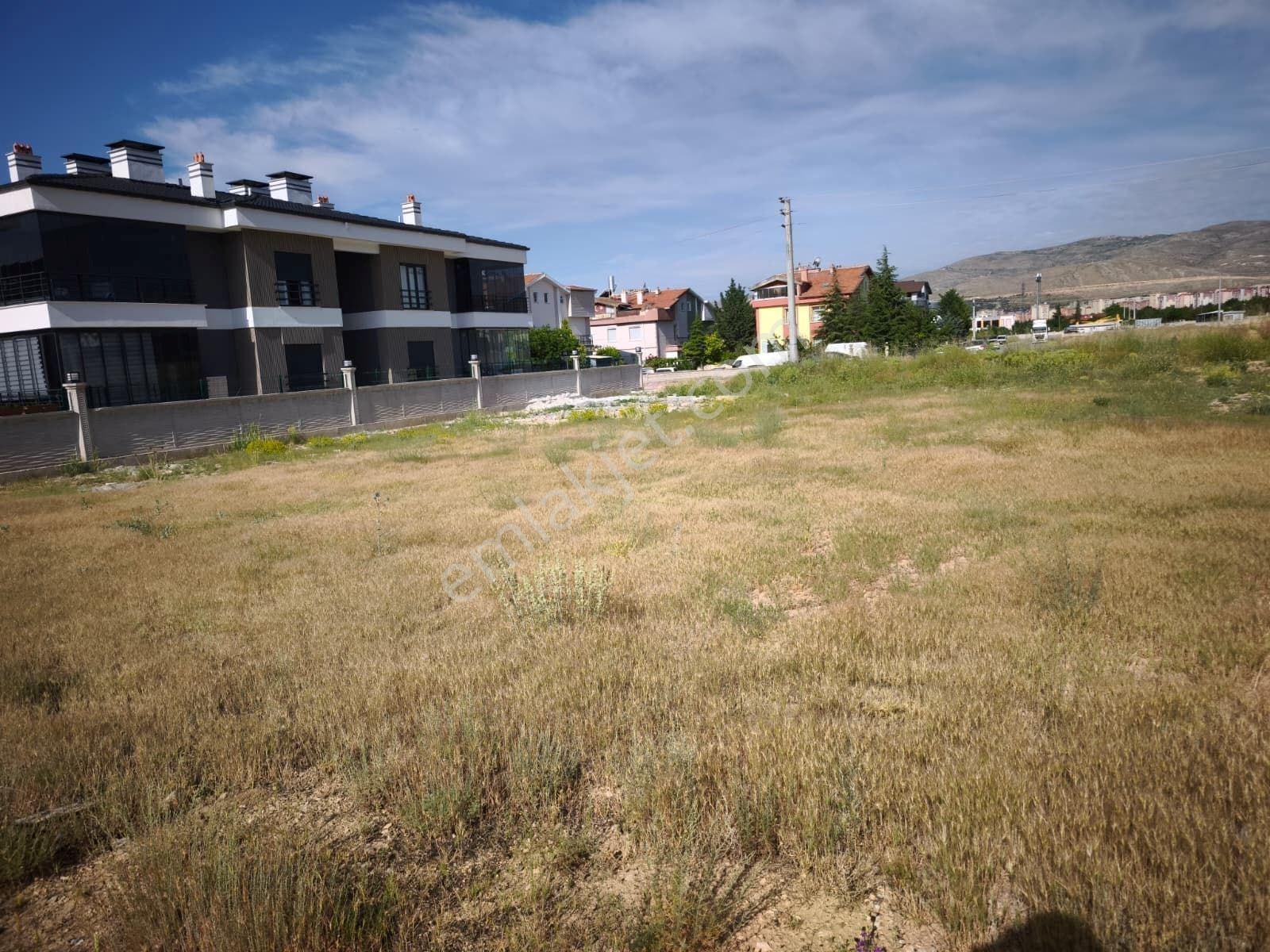 Yazır'da Satılık Konut İmarlı Müstakil Arsa