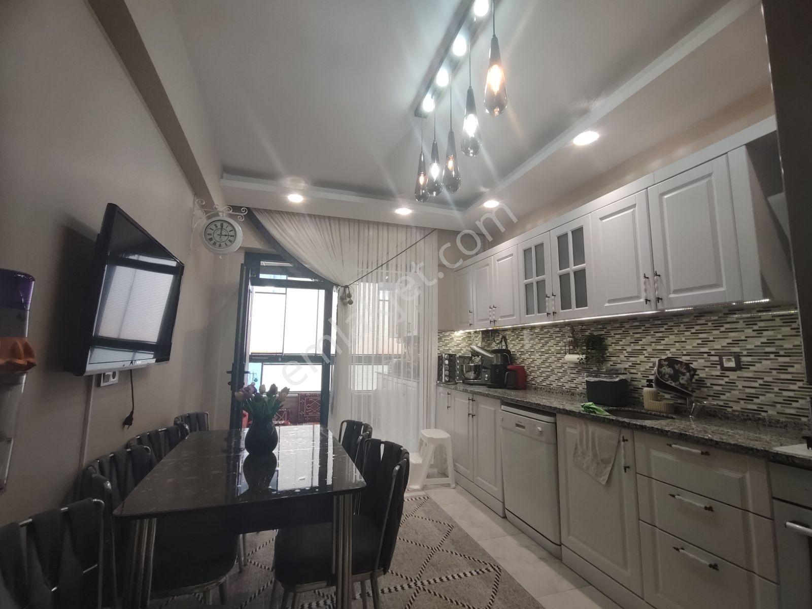 Karatay Hamzaoğlu Mahallesinde Arakat Lüks 3+1 Satılık Daire - Görsel 32