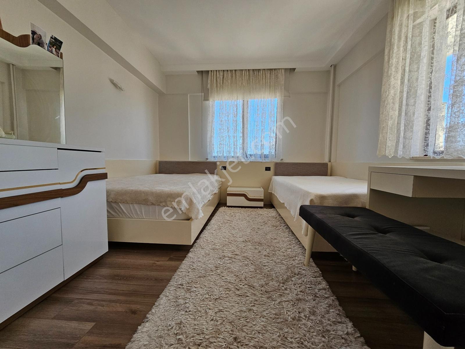 Çaybaşı'nda Tamamen Yenilenmiş Özel Tasarım 3+1 Lüks Daire - Görsel 31